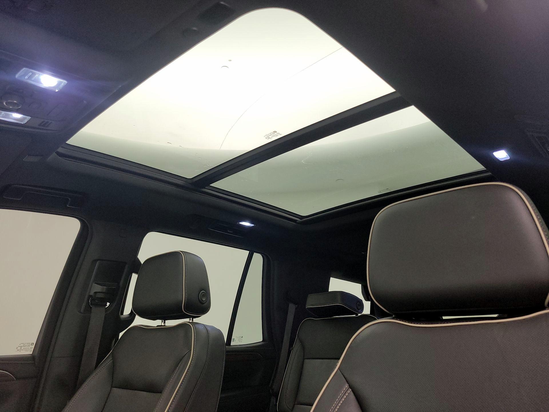 Thumbnail: 2023 Chevrolet Tahoe - 19