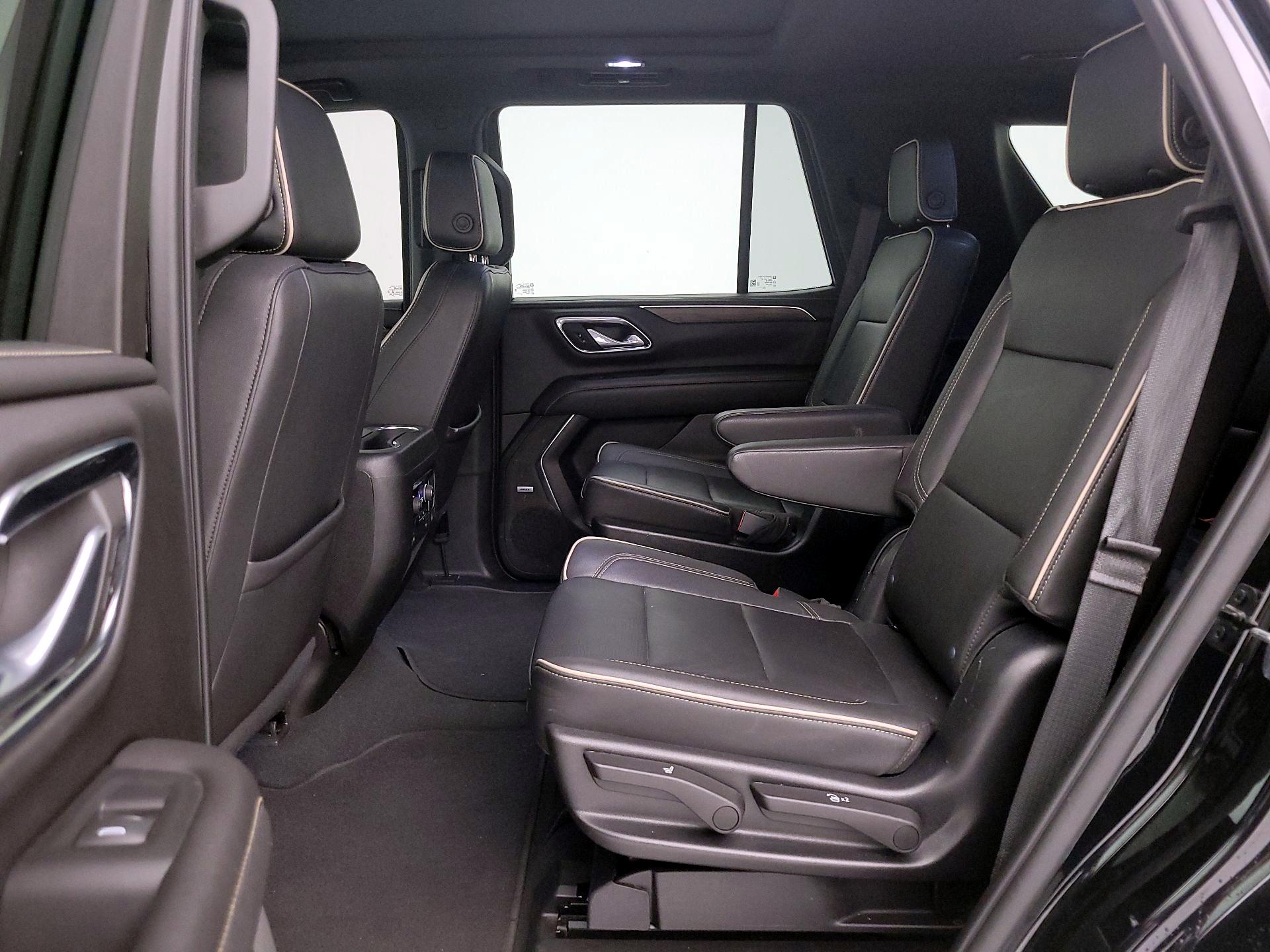 Thumbnail: 2023 Chevrolet Tahoe - 20