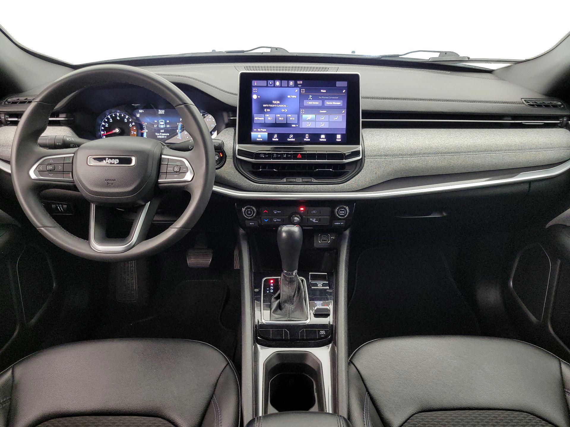 Thumbnail: 2023 Jeep Compass - 9