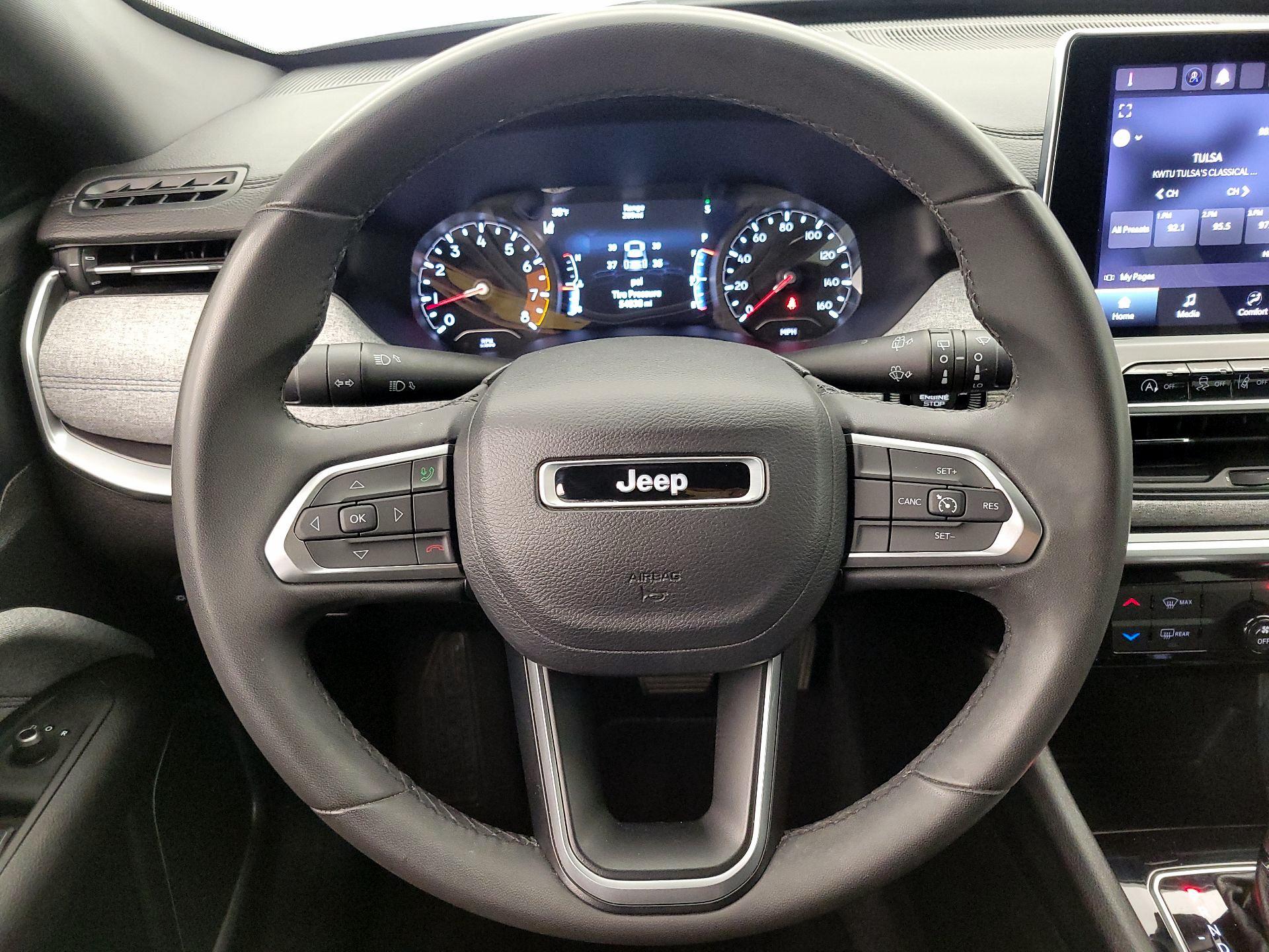 Thumbnail: 2023 Jeep Compass - 10