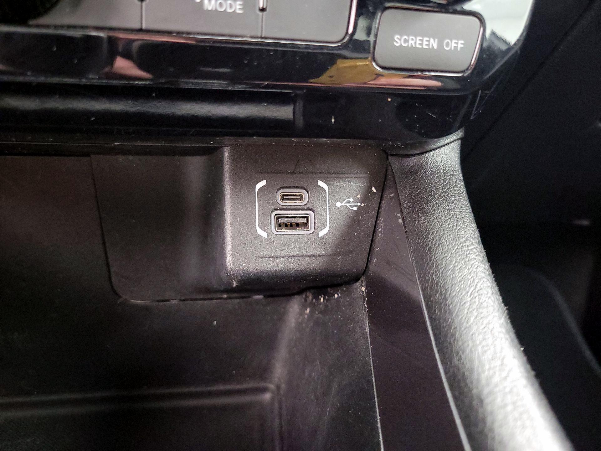 Thumbnail: 2023 Jeep Compass - 18