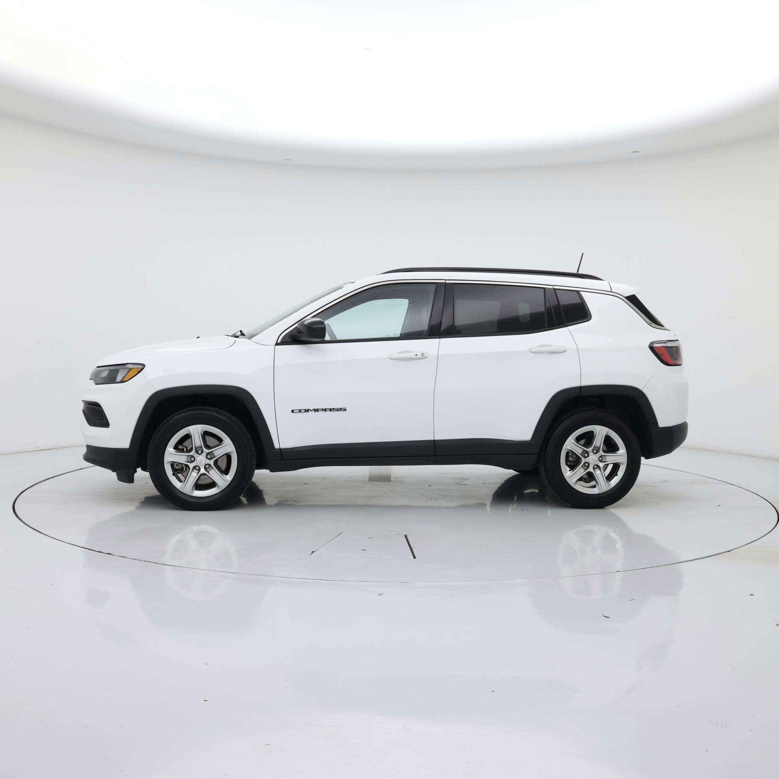Thumbnail: 2023 Jeep Compass - 3