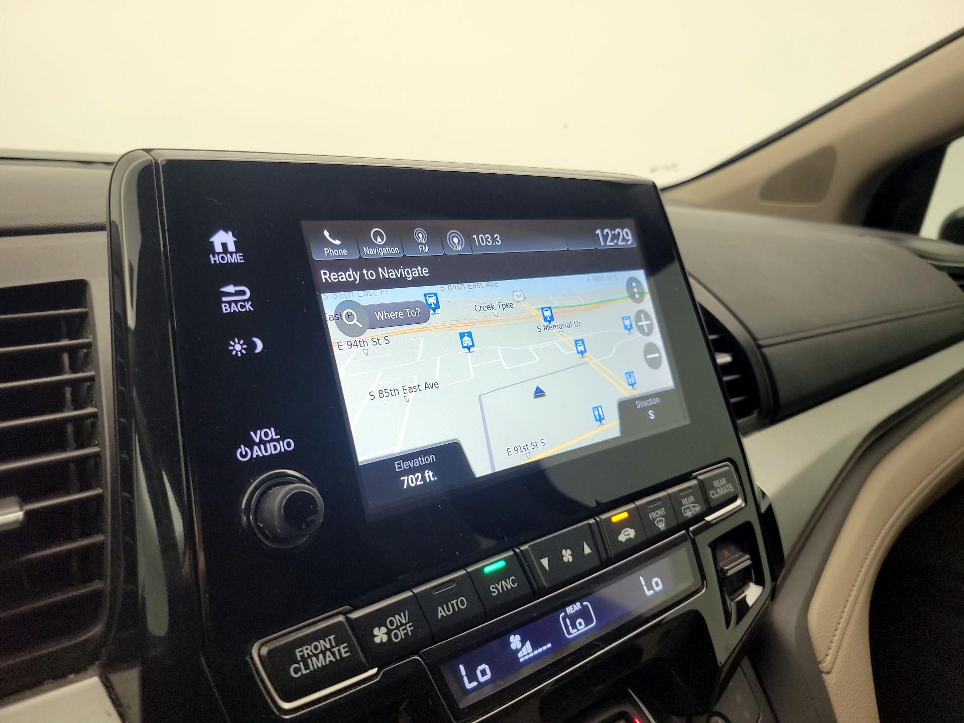 Thumbnail: 2018 Honda Odyssey - 14