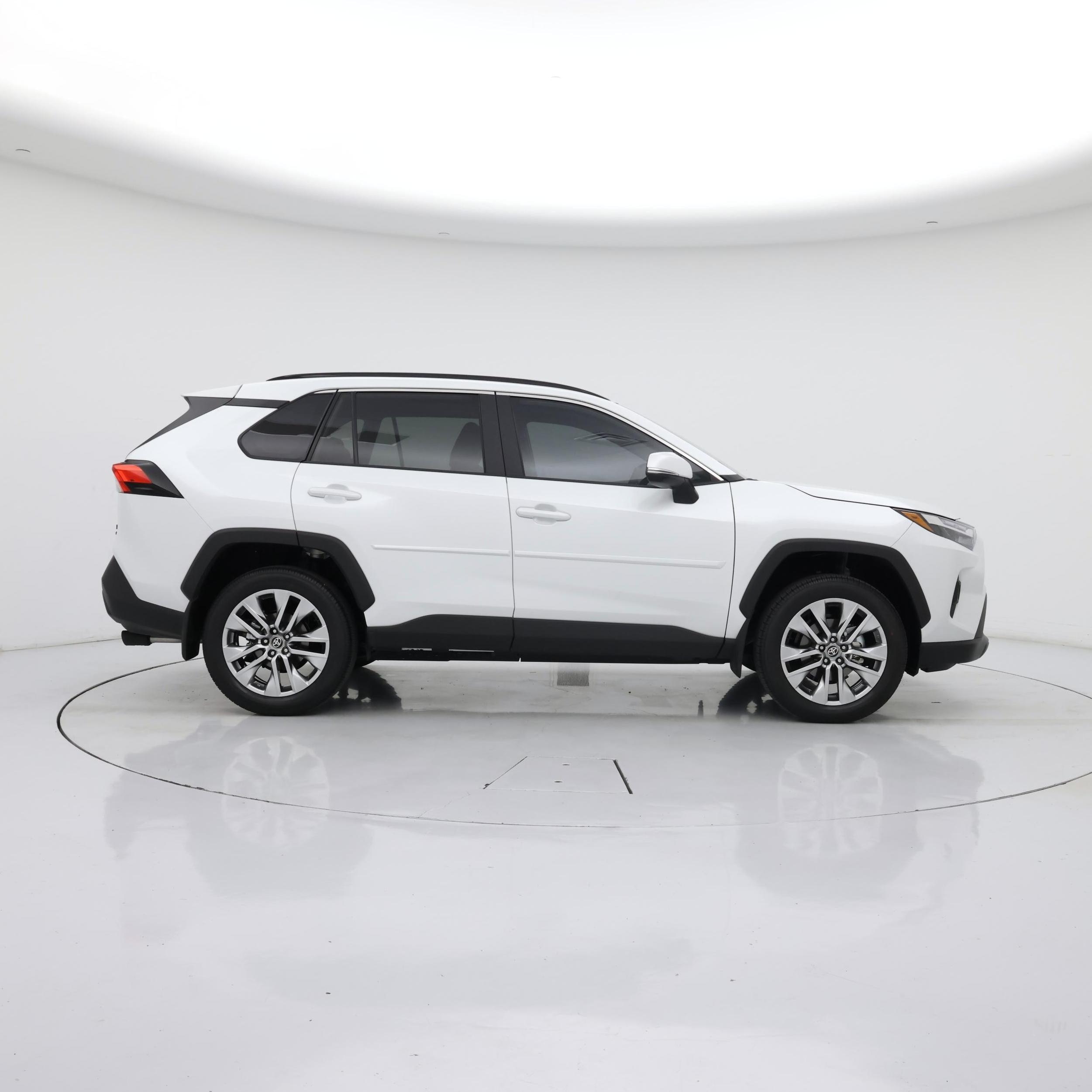 Thumbnail: 2025 Toyota RAV4 - 7