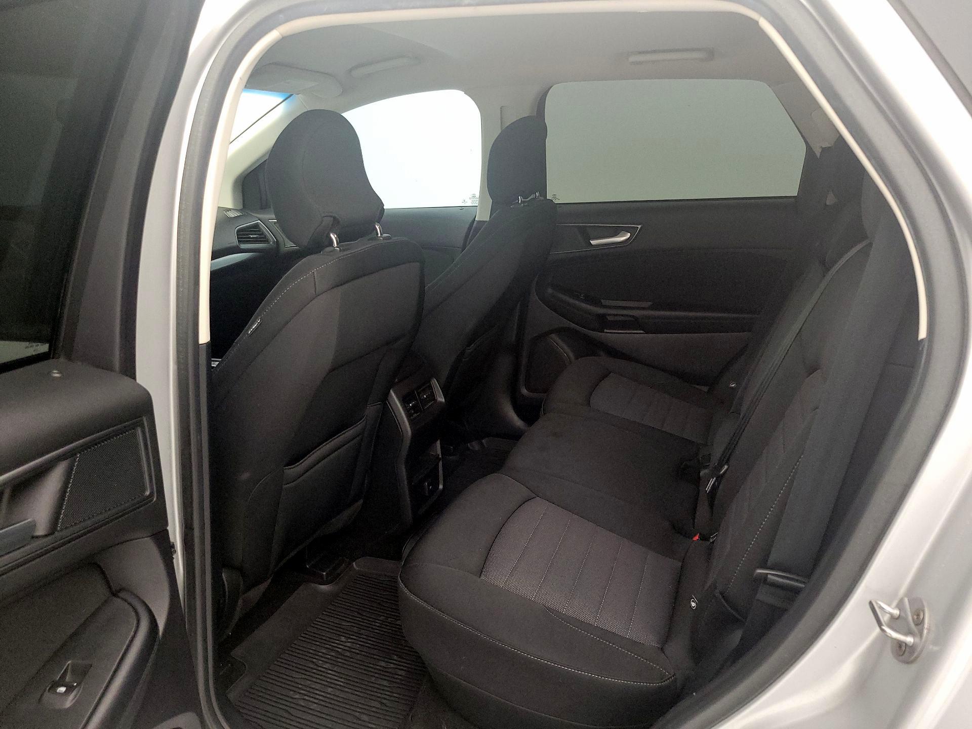 Thumbnail: 2018 Ford Edge - 19