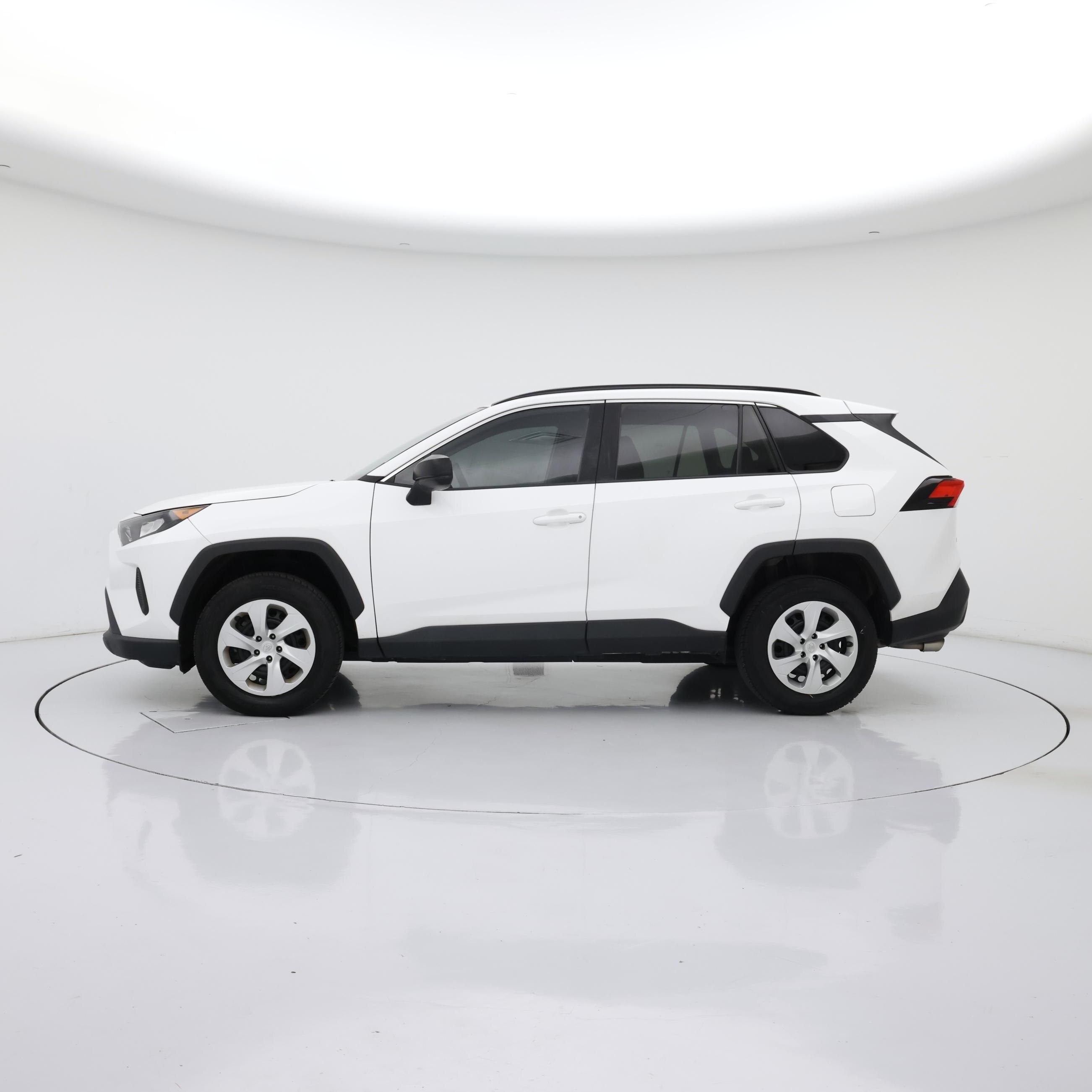 Thumbnail: 2020 Toyota RAV4 - 3
