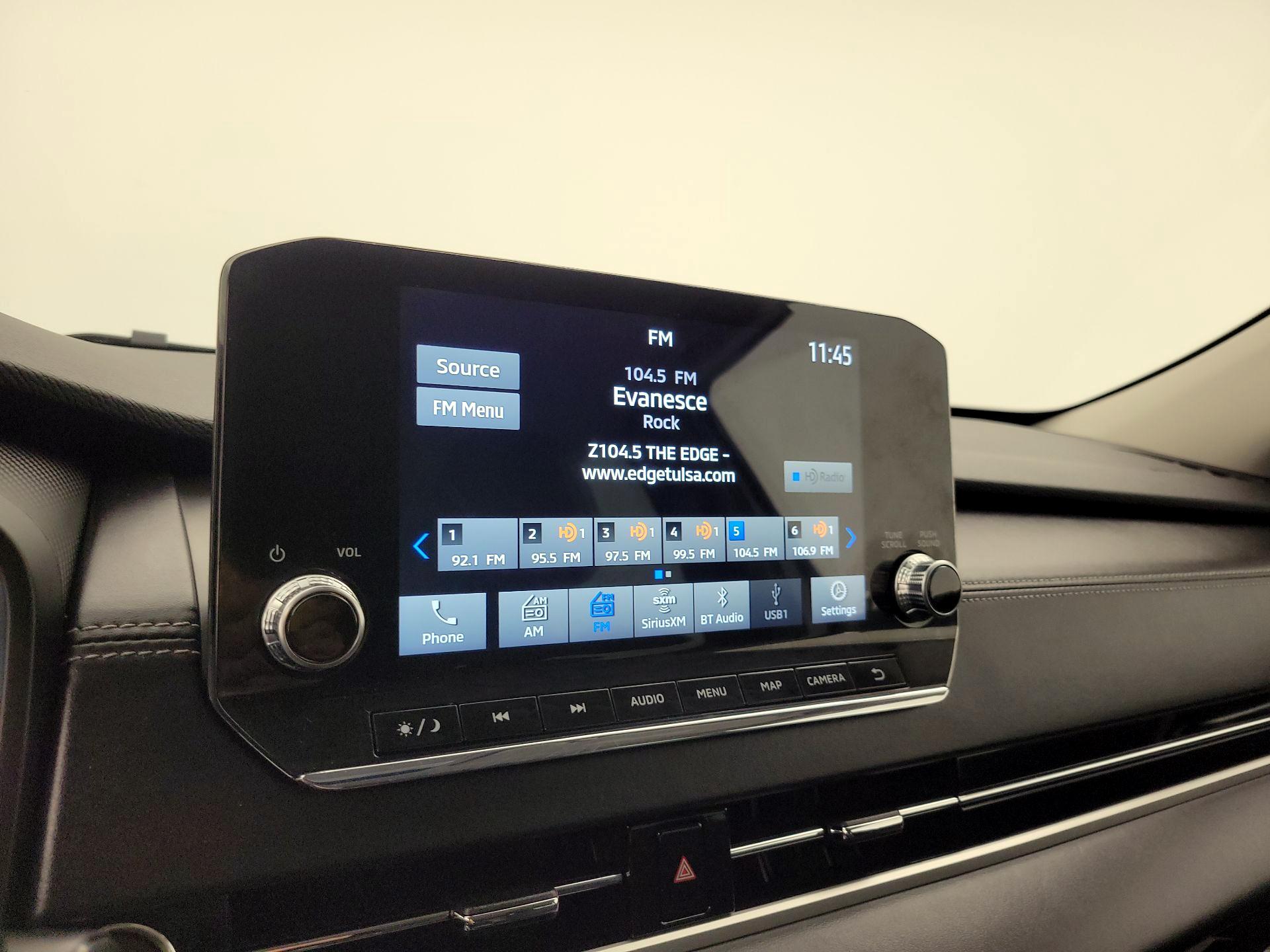 Thumbnail: 2022 Mitsubishi Outlander - 16