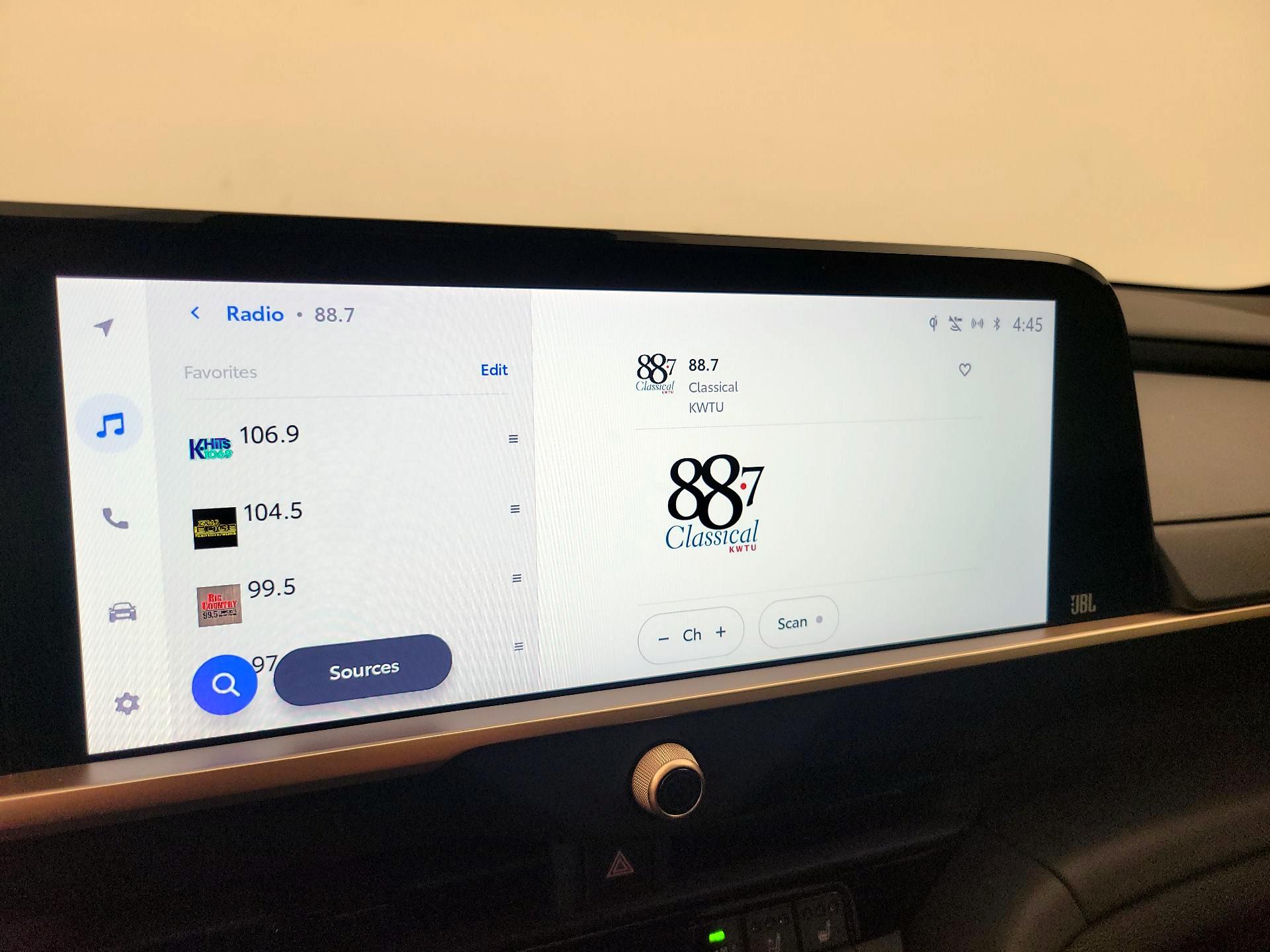 Thumbnail: 2023 Toyota Crown - 15