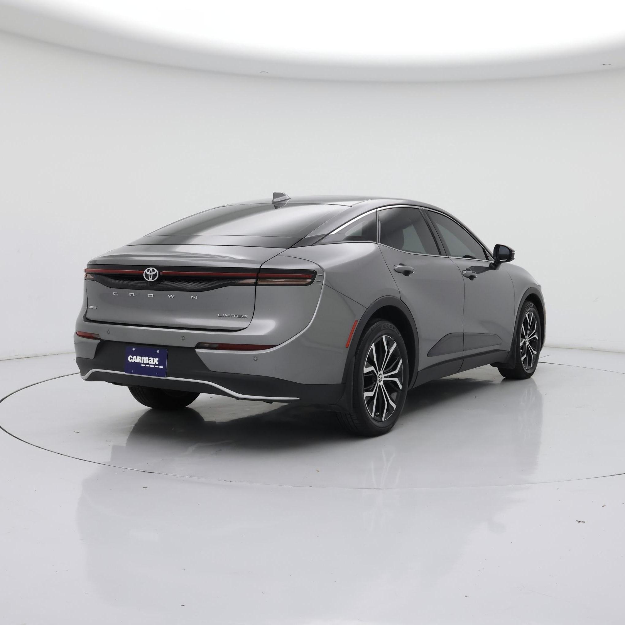 Thumbnail: 2023 Toyota Crown - 8