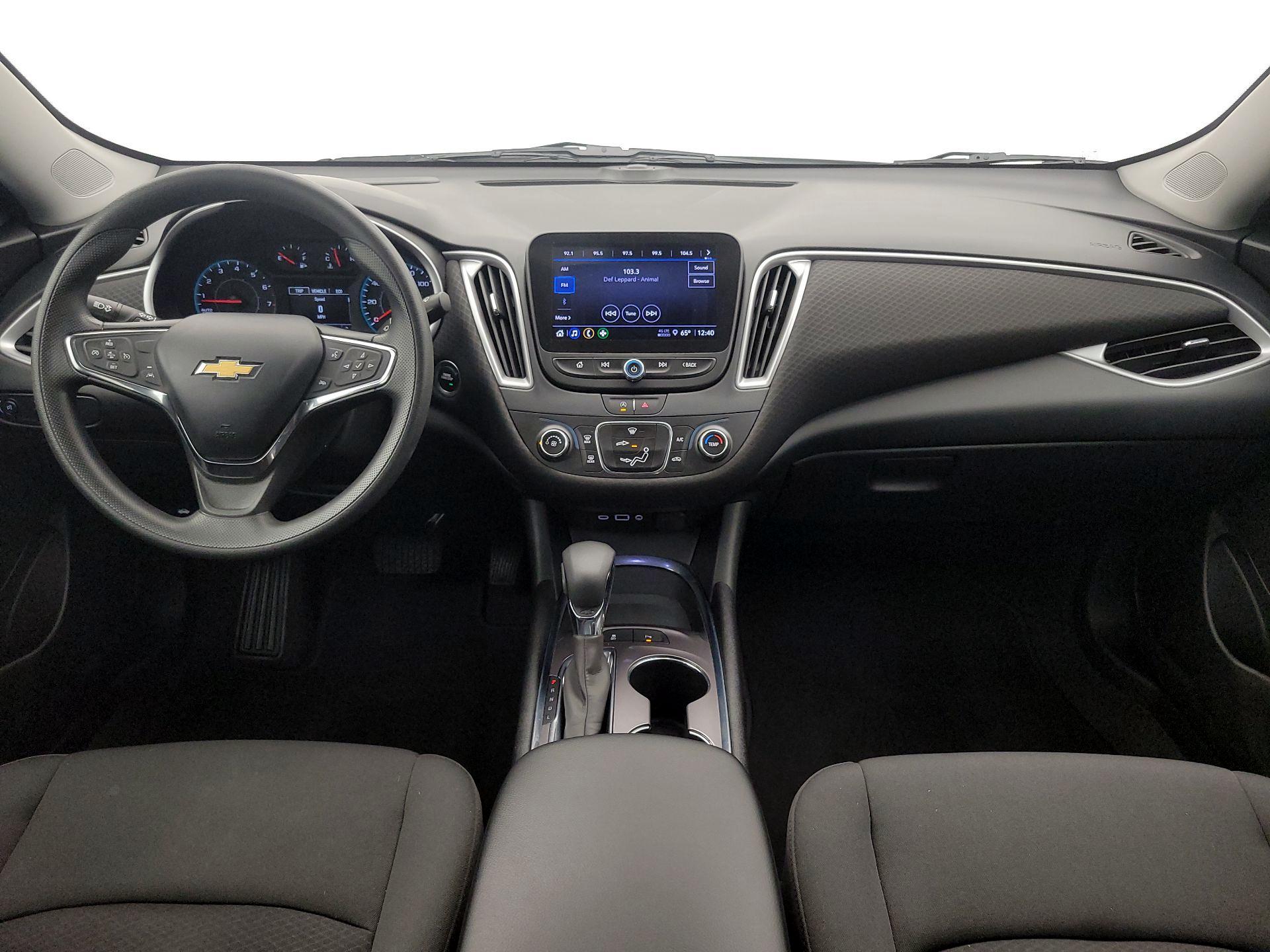 Thumbnail: 2021 Chevrolet Malibu - 9