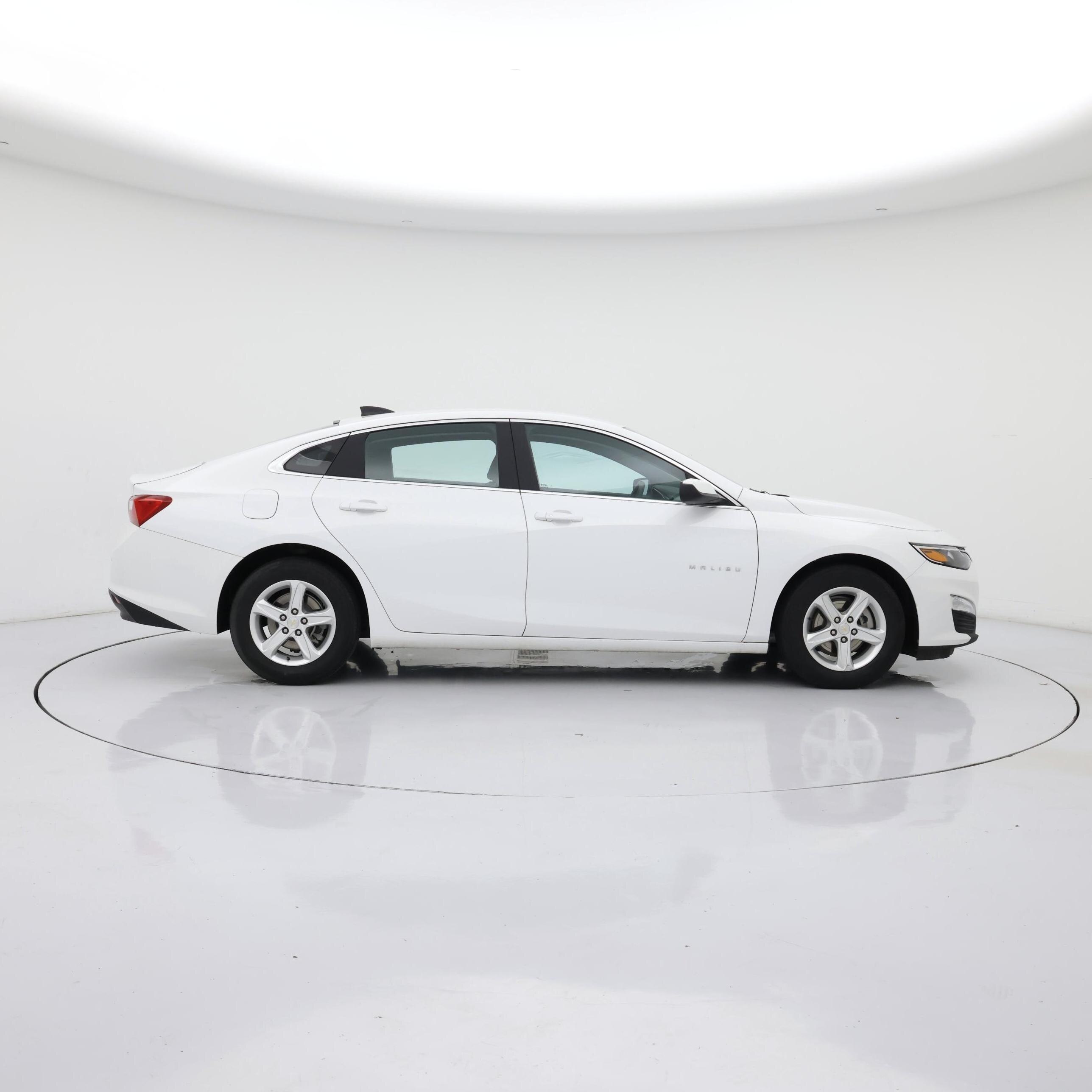 Thumbnail: 2021 Chevrolet Malibu - 7