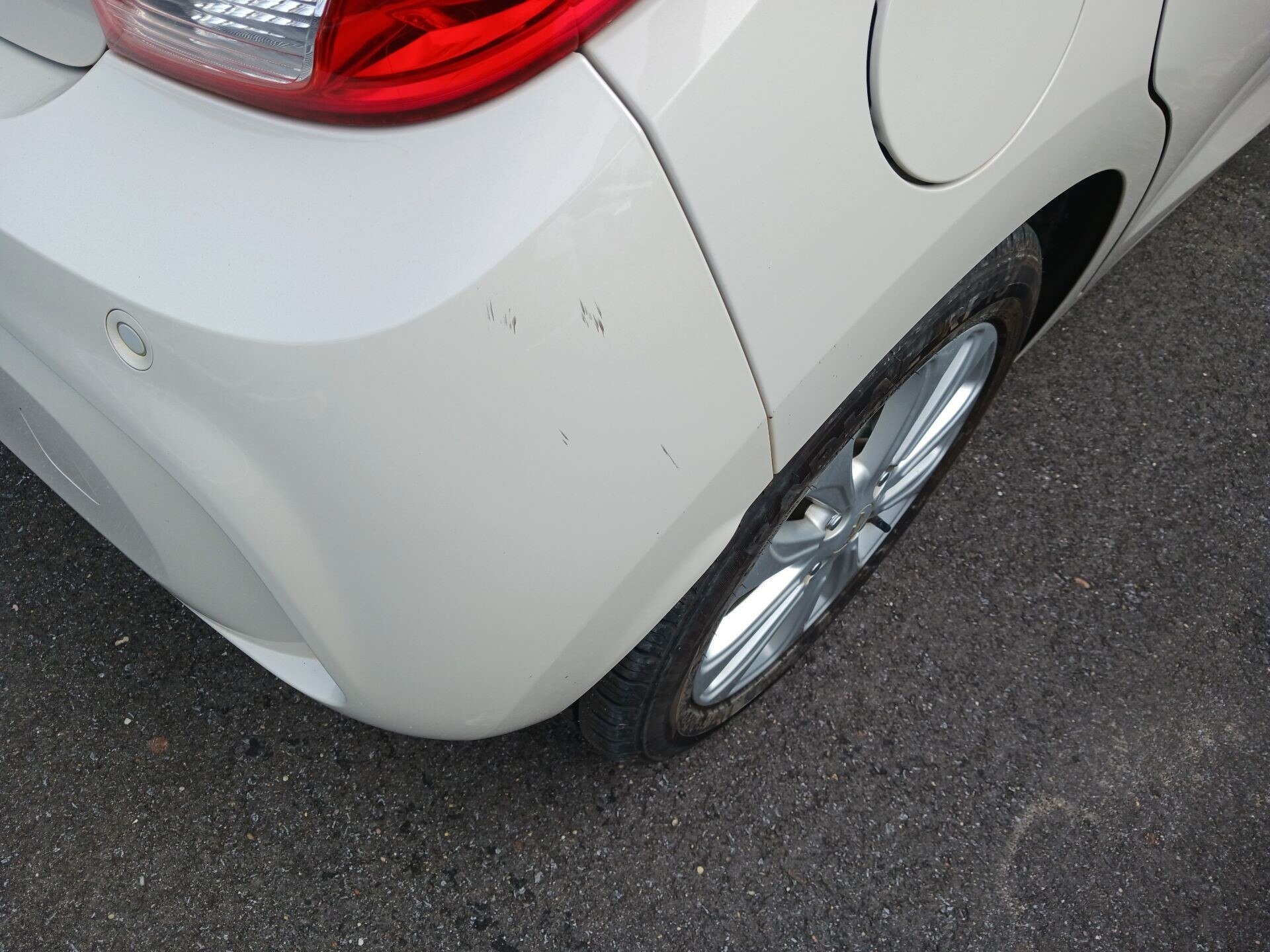 Thumbnail: 2020 Jeep Renegade - 15