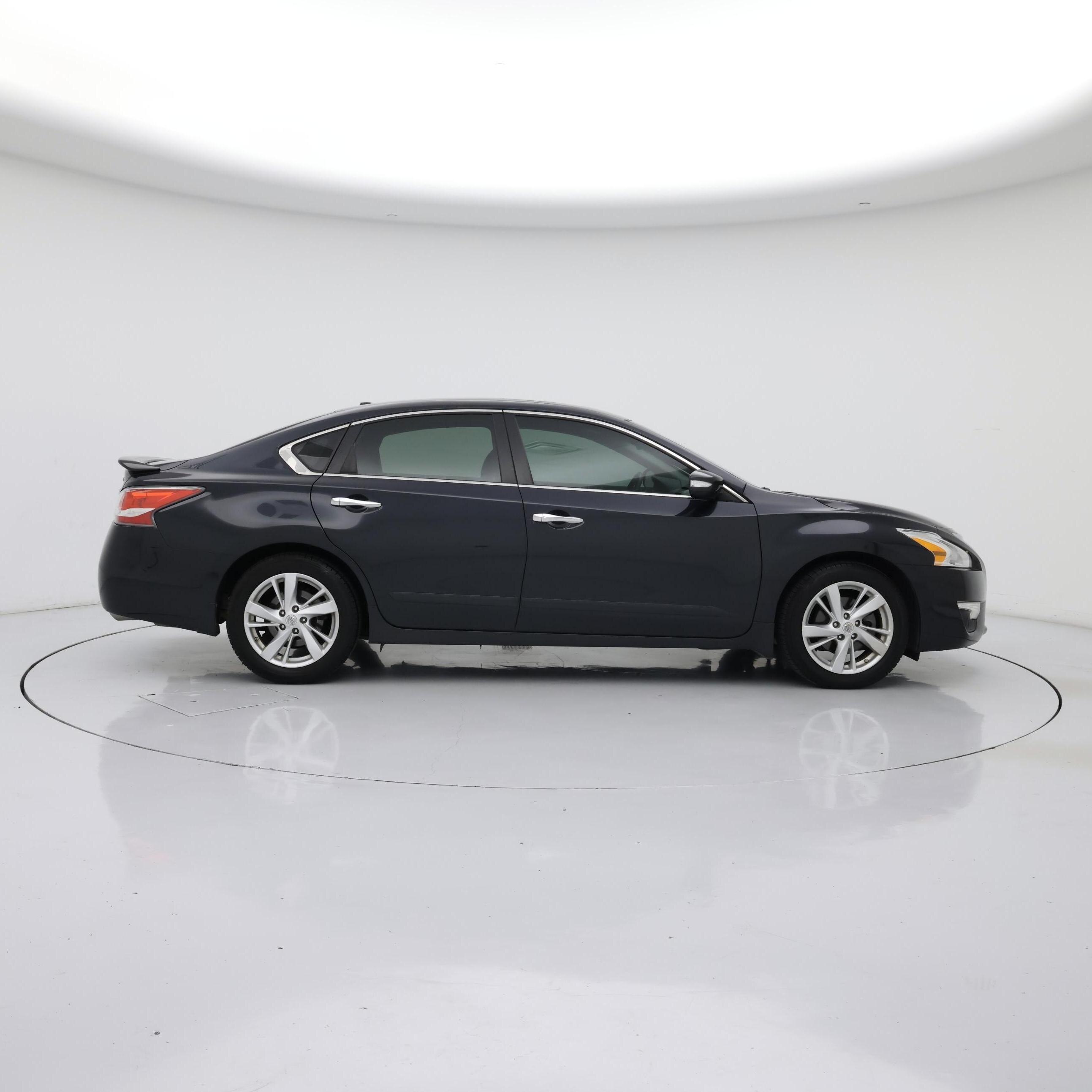 Thumbnail: 2015 Nissan Altima - 7