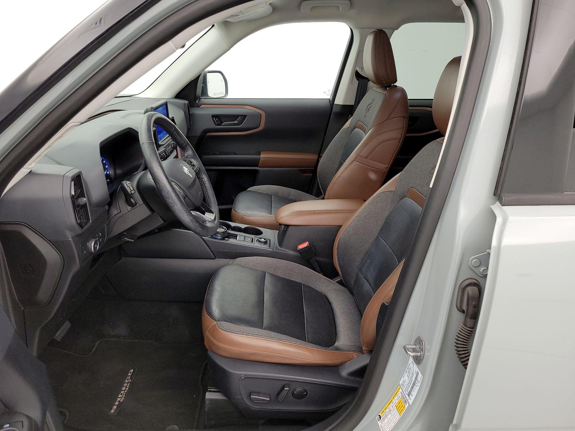 Thumbnail: 2021 Ford Bronco Sport - 11