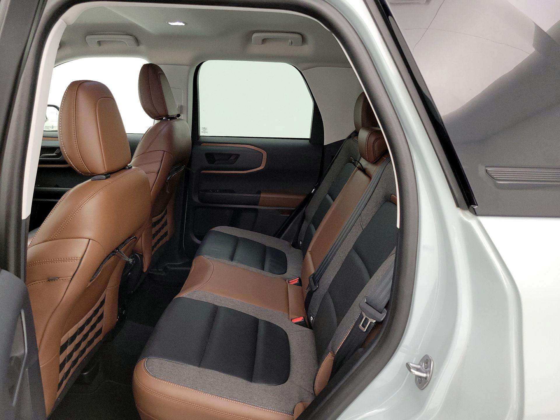 Thumbnail: 2021 Ford Bronco Sport - 19