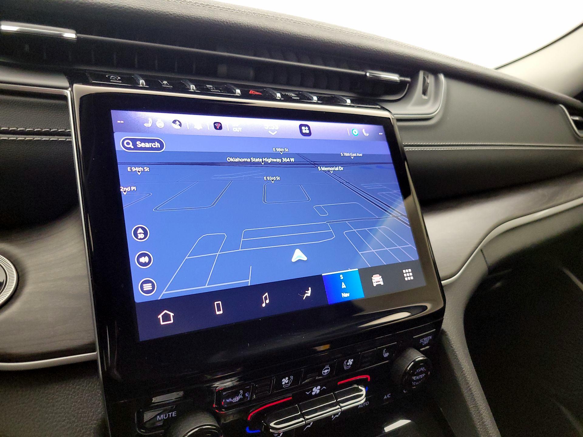 Thumbnail: 2023 Jeep Grand Cherokee - 14