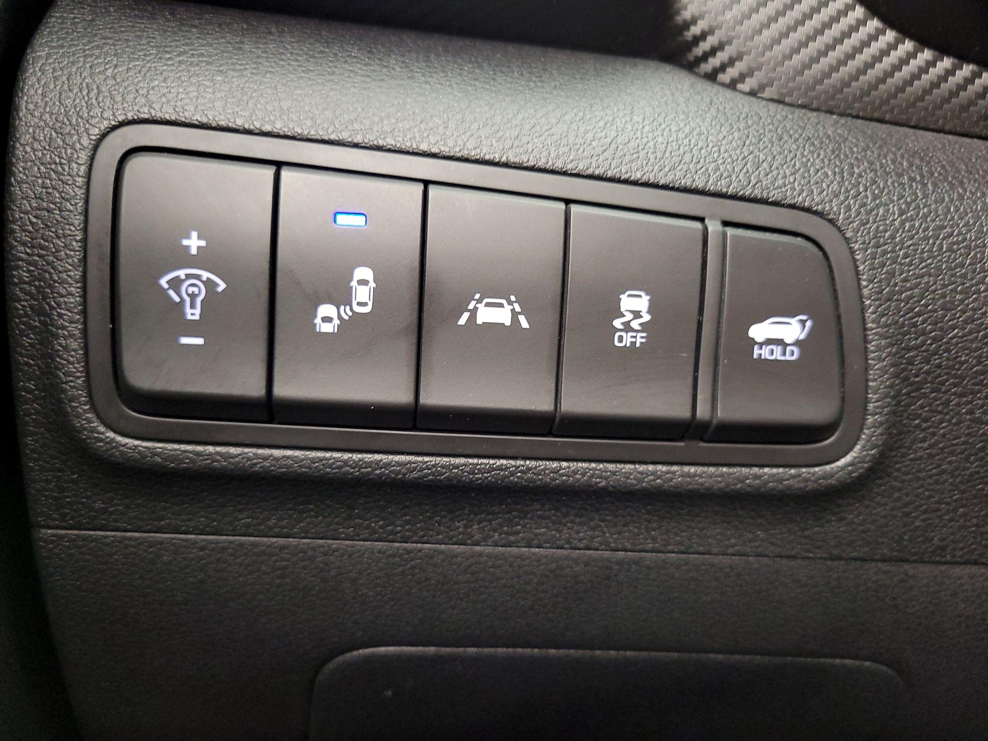 Thumbnail: 2021 Hyundai Tucson - 13