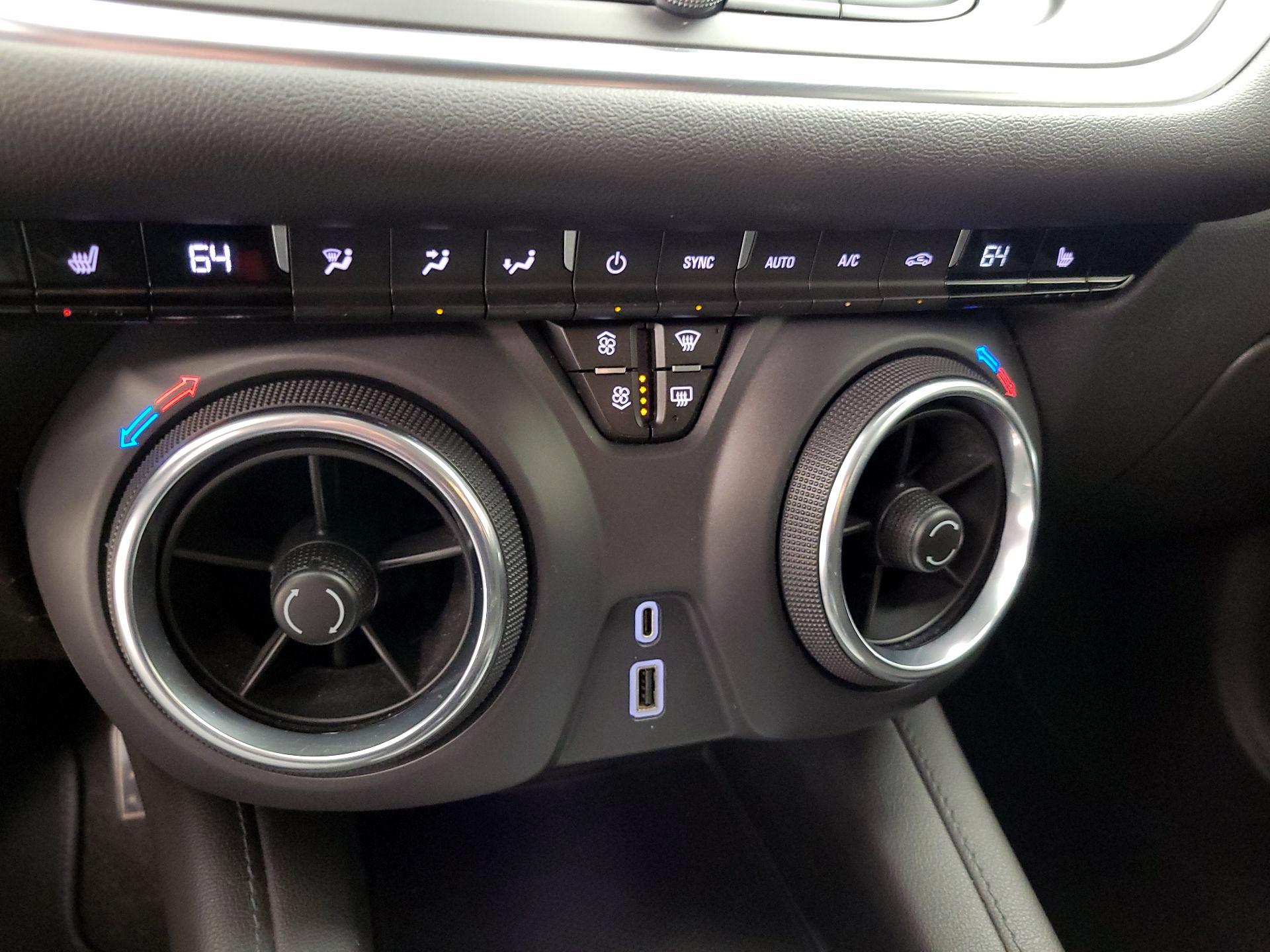 Thumbnail: 2021 Chevrolet Blazer - 16