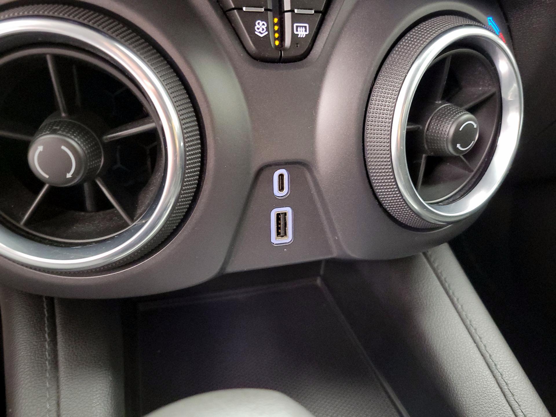 Thumbnail: 2021 Chevrolet Blazer - 18