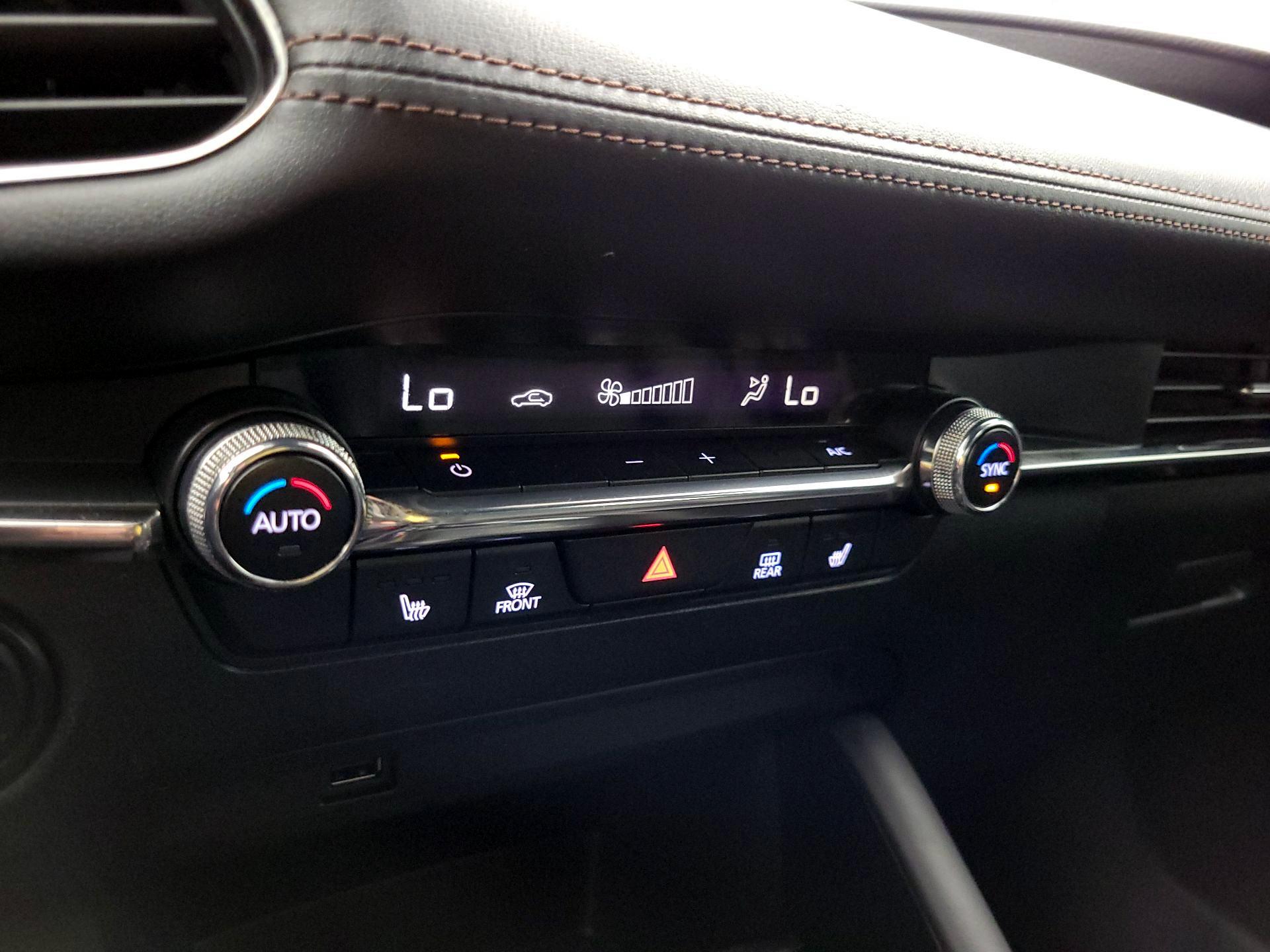 Thumbnail: 2019 Mazda Mazda3 - 16