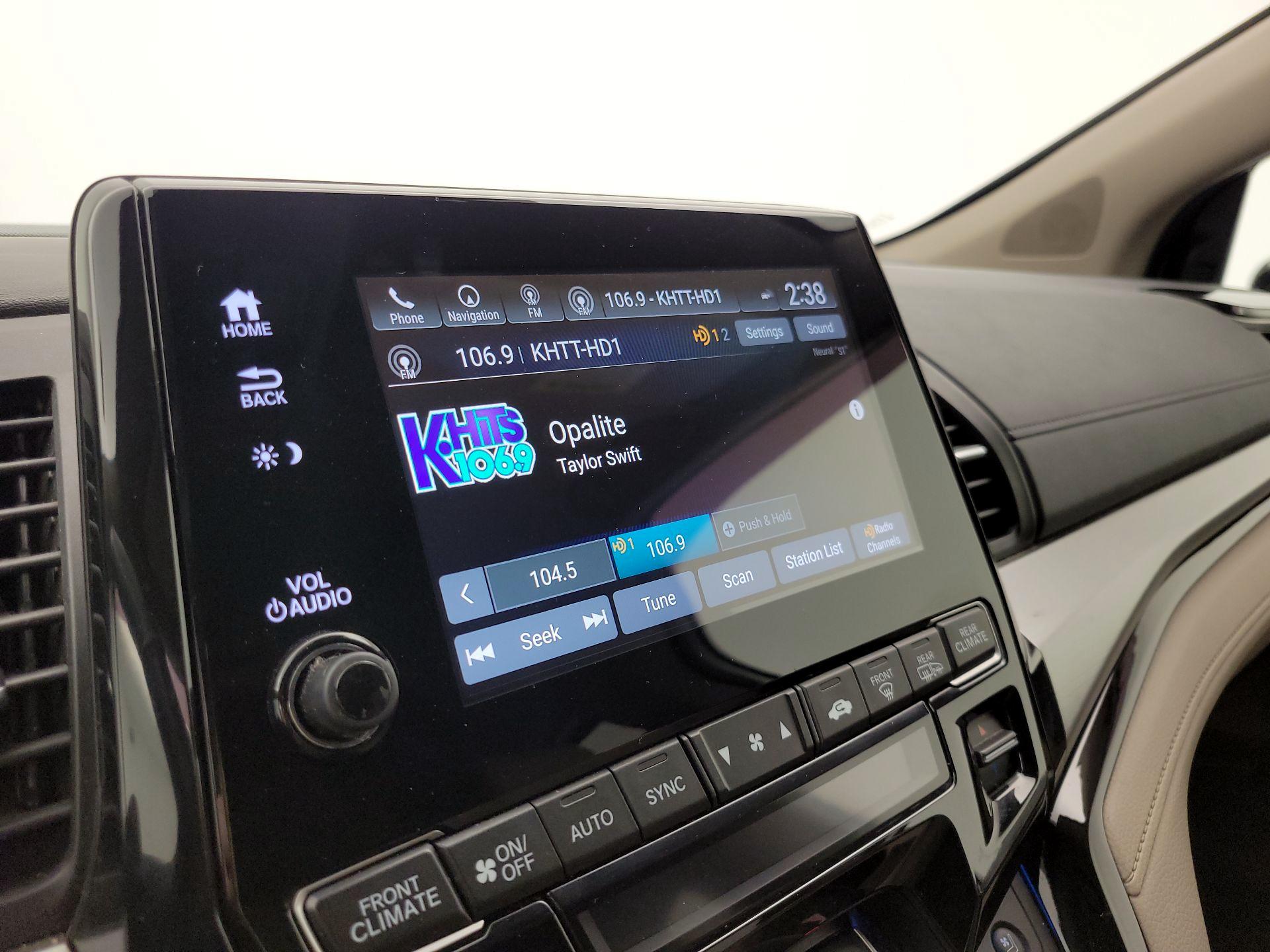 Thumbnail: 2020 Honda Odyssey - 16