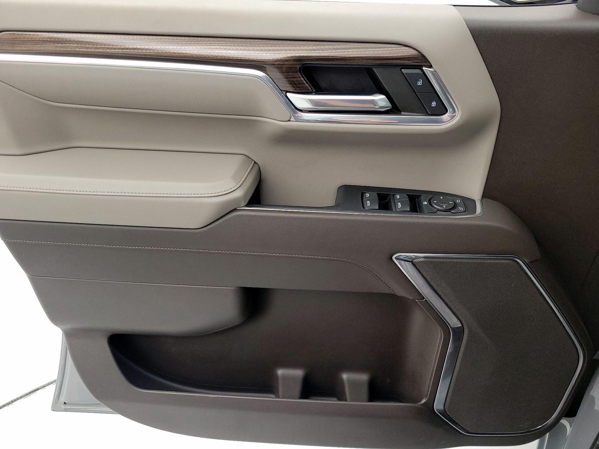 Thumbnail: 2024 Chevrolet Silverado 1500 - 12