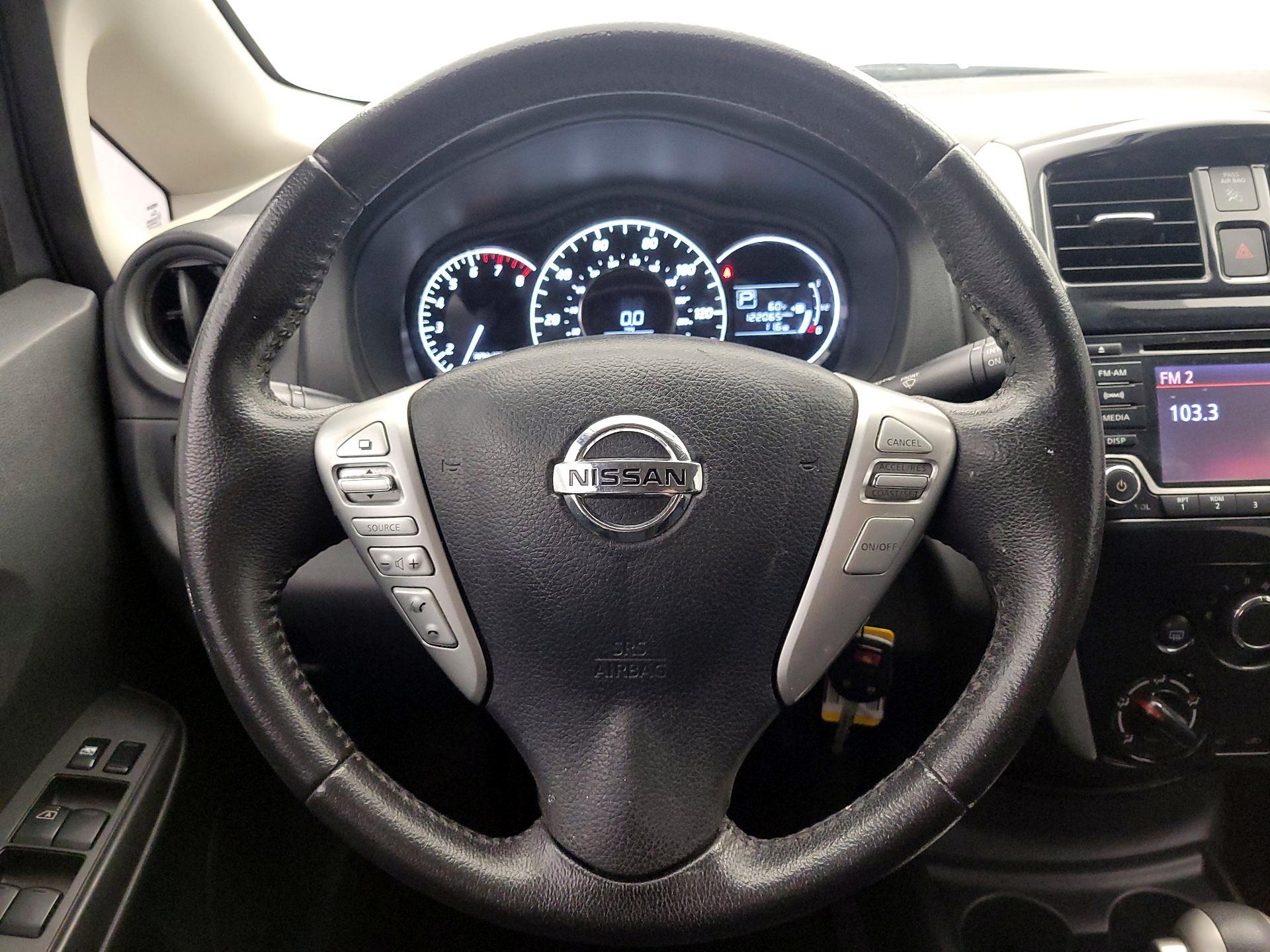 Thumbnail: 2016 Nissan Versa Note - 10