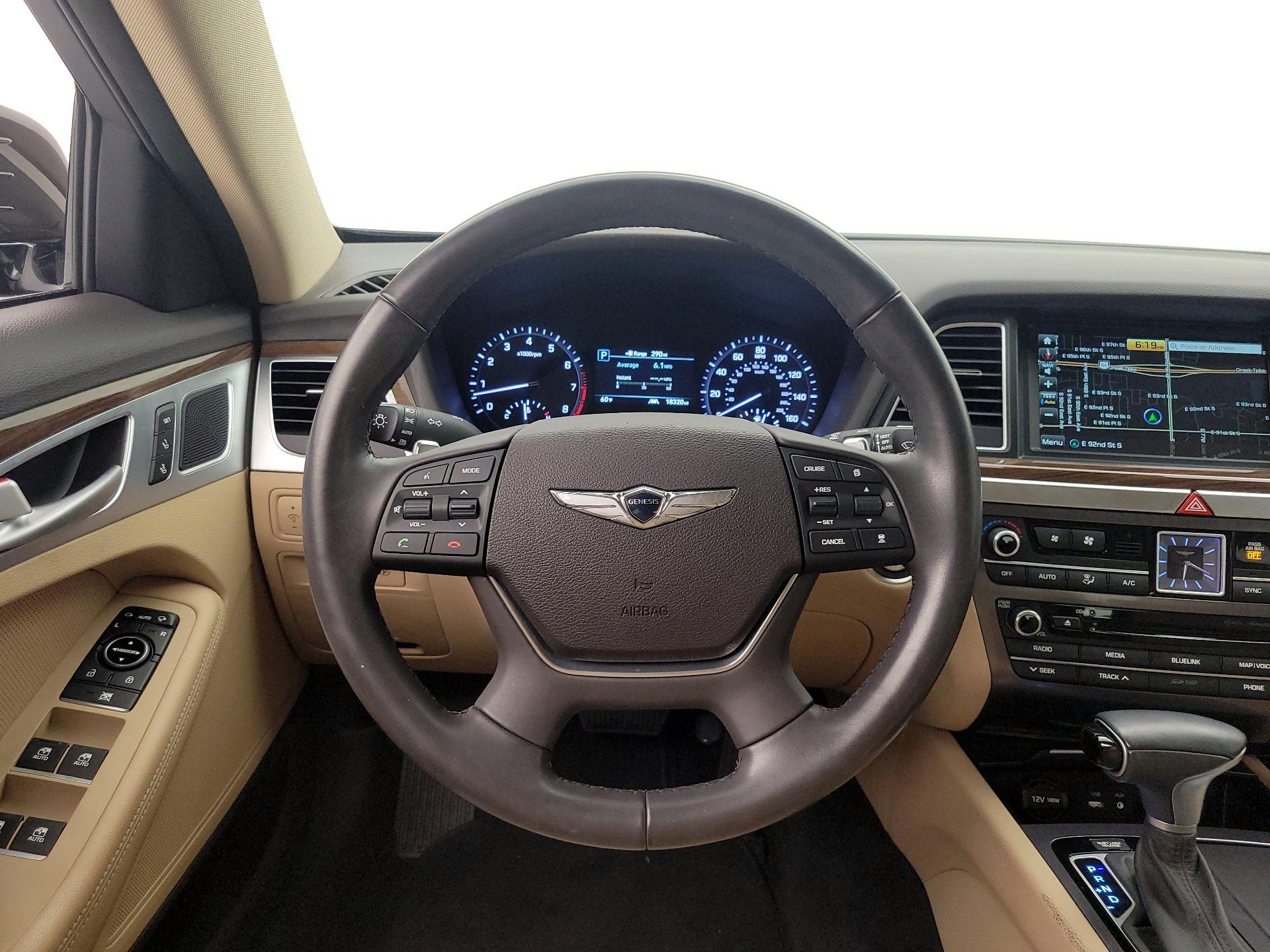 Thumbnail: 2018 Genesis G80 - 10