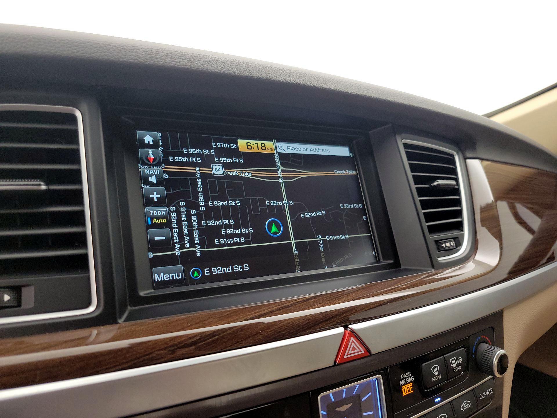 Thumbnail: 2018 Genesis G80 - 14