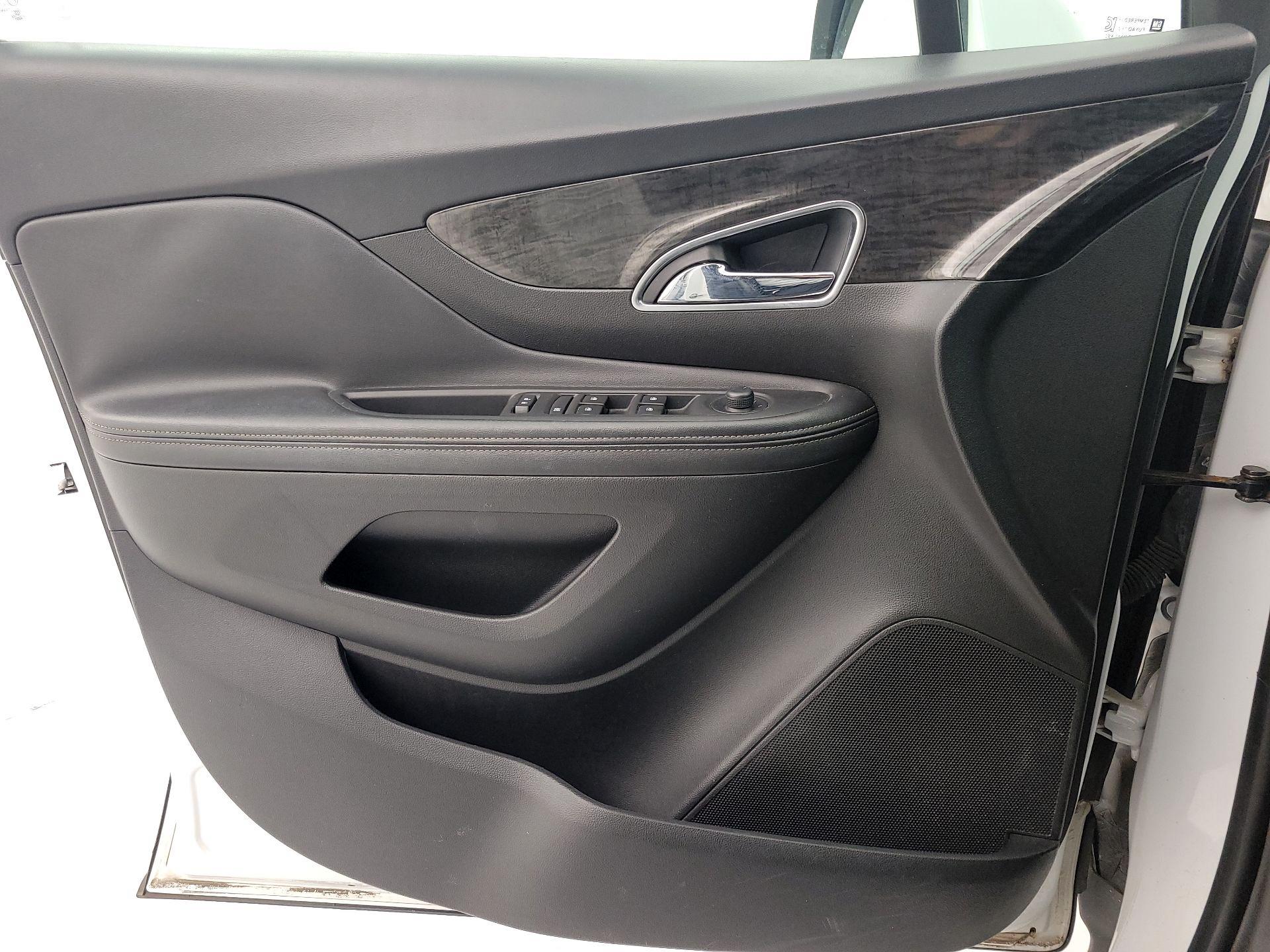 Thumbnail: 2016 Buick Encore - 12