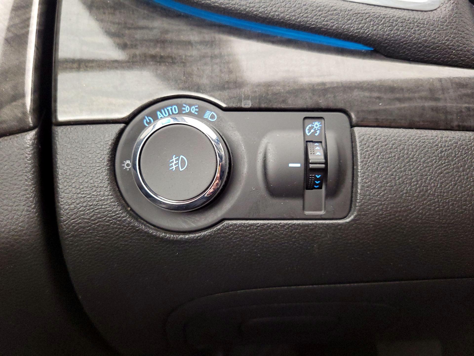 Thumbnail: 2016 Buick Encore - 13