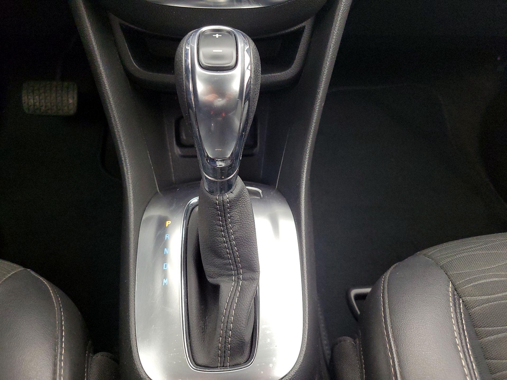 Thumbnail: 2016 Buick Encore - 17