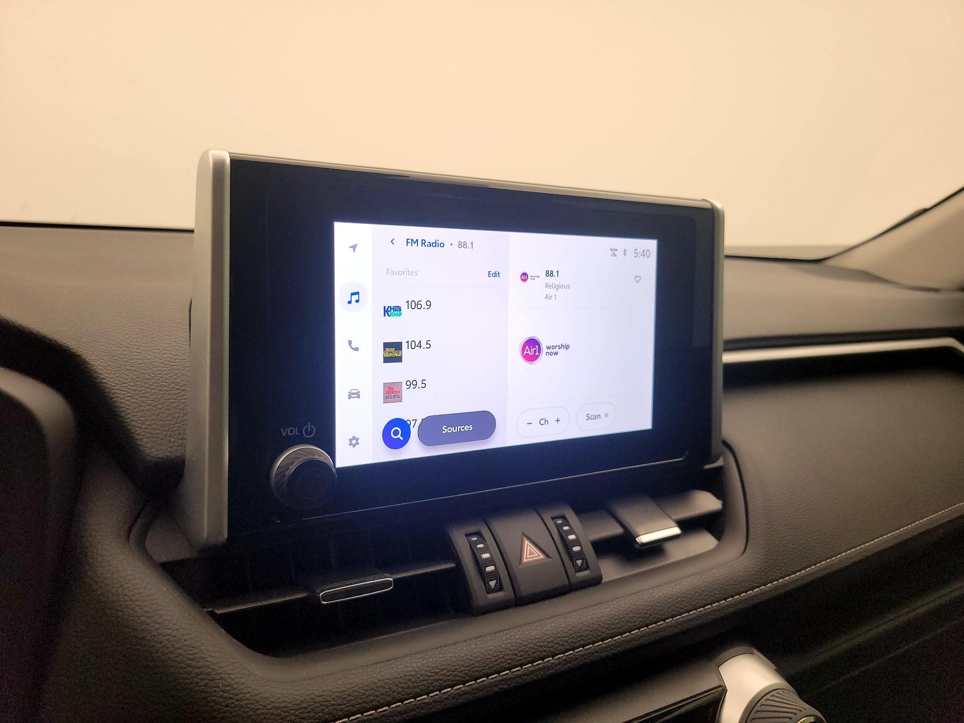 Thumbnail: 2024 Toyota RAV4 - 15