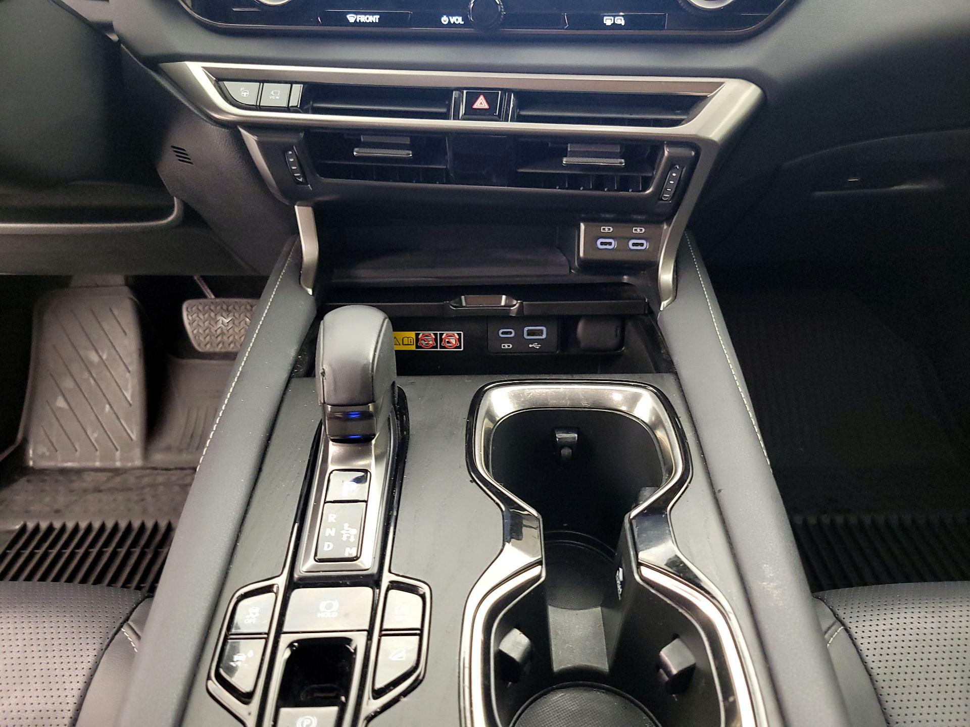 Thumbnail: 2023 Lexus RX - 17