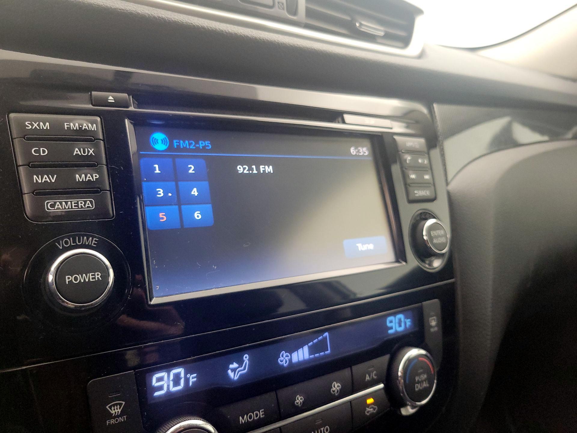 Thumbnail: 2014 Nissan Rogue - 16