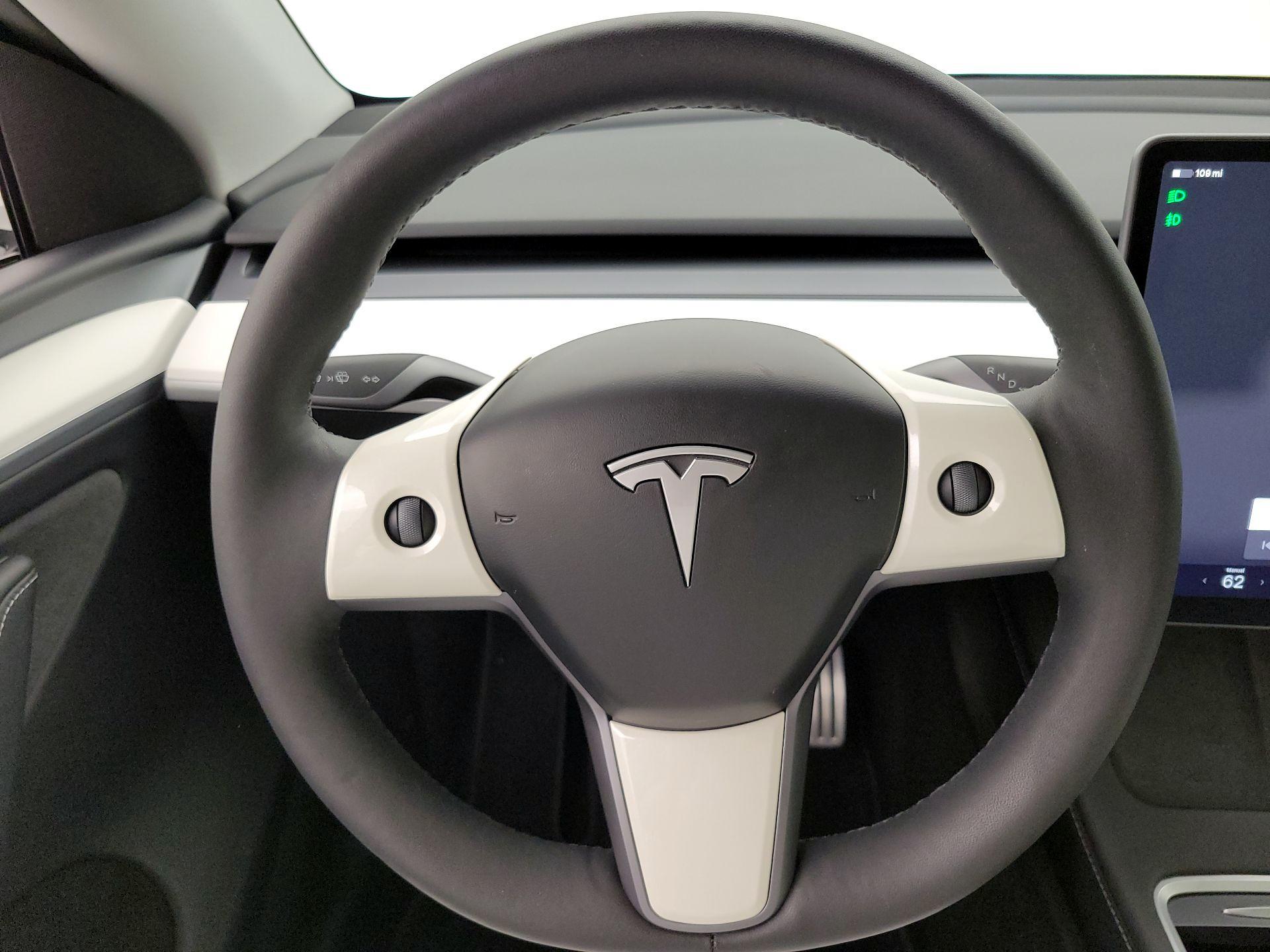 Thumbnail: 2024 Tesla Model Y - 10