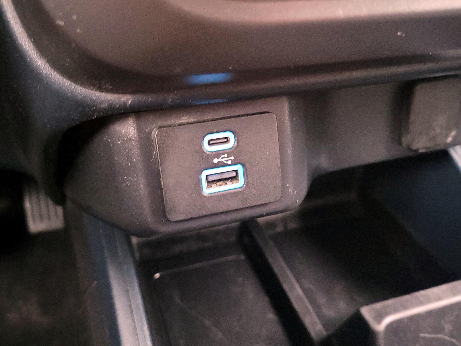 Thumbnail: 2023 Ford Maverick - 18