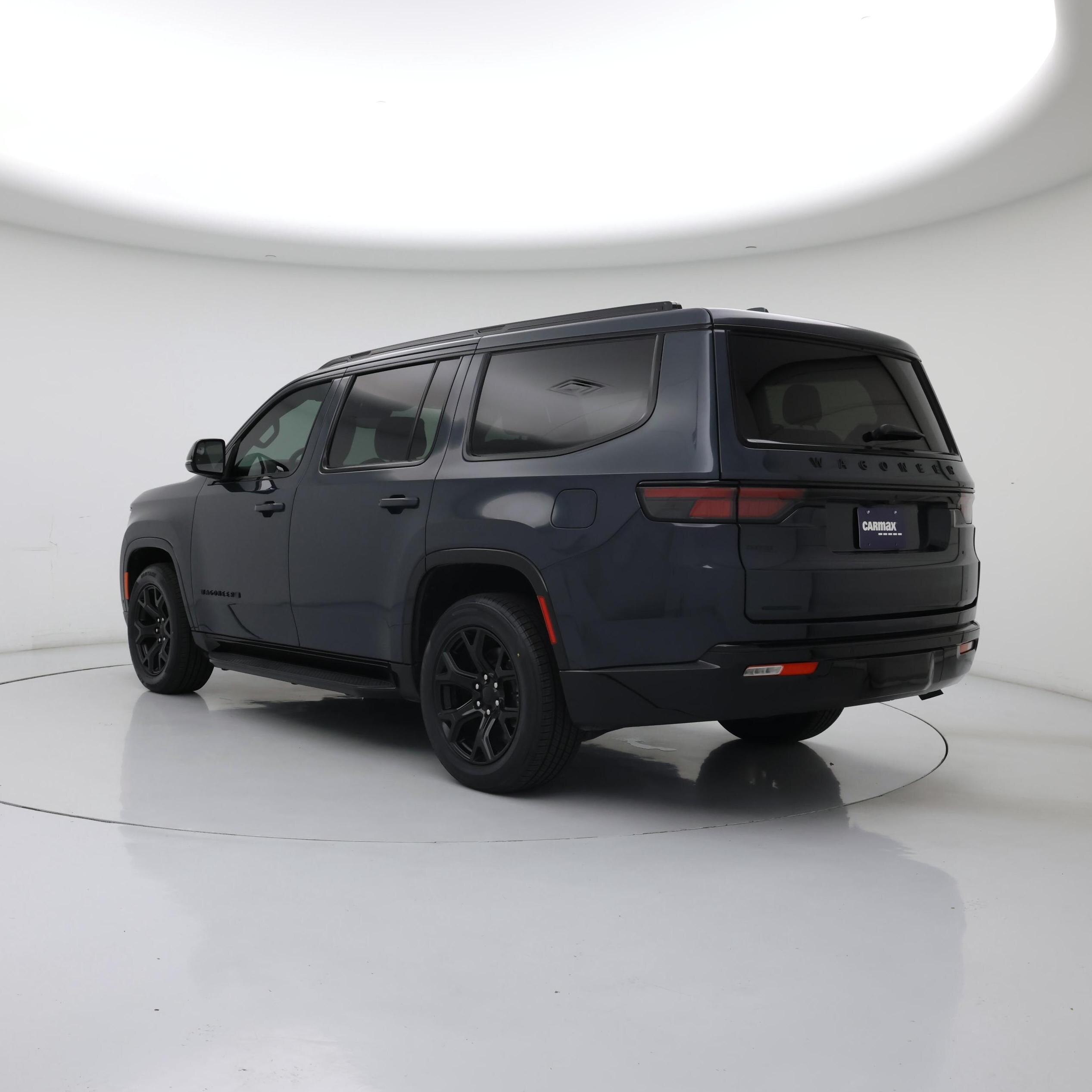 Thumbnail: 2023 Jeep Wagoneer - 2