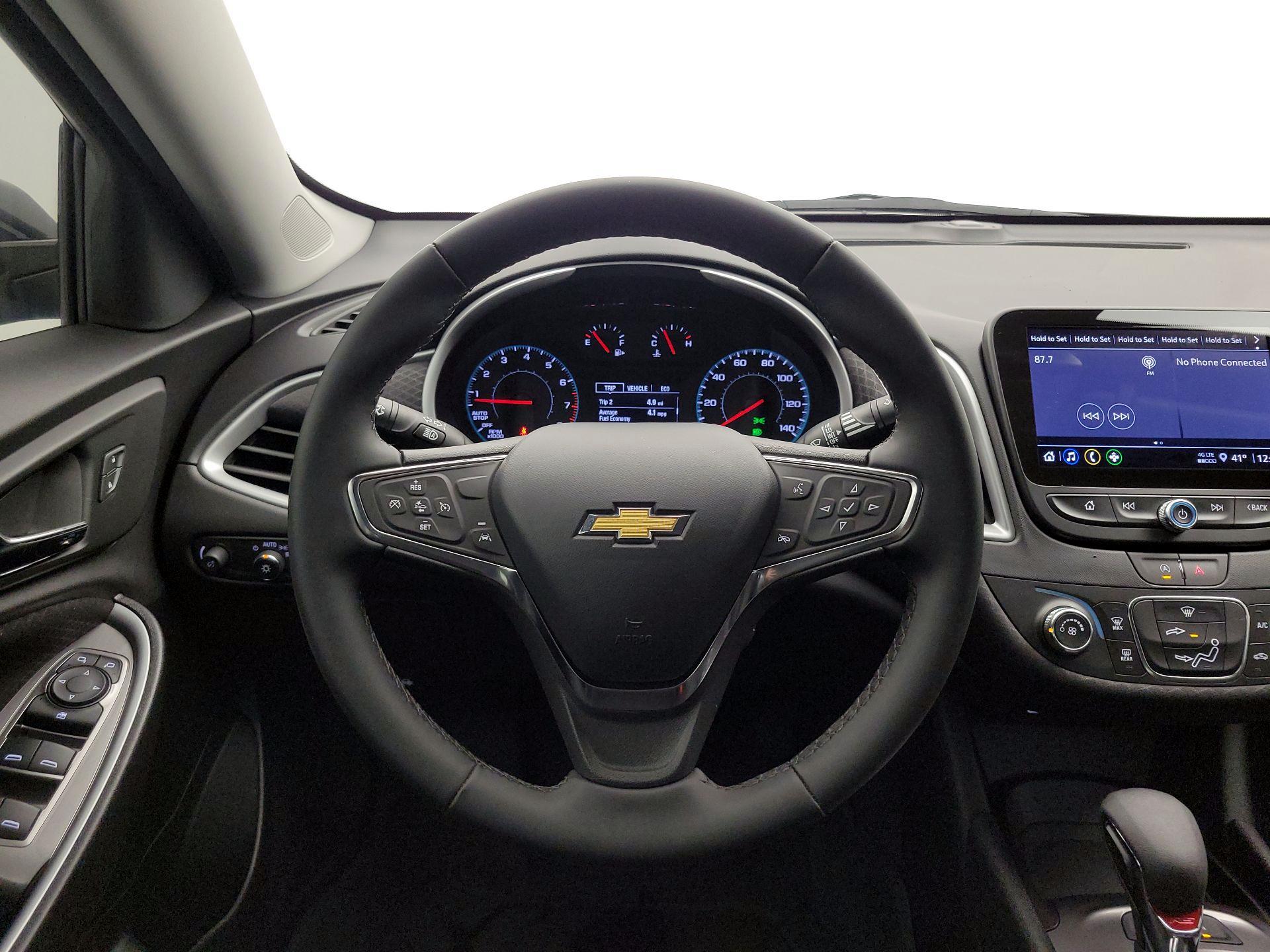 Thumbnail: 2024 Chevrolet Malibu - 10