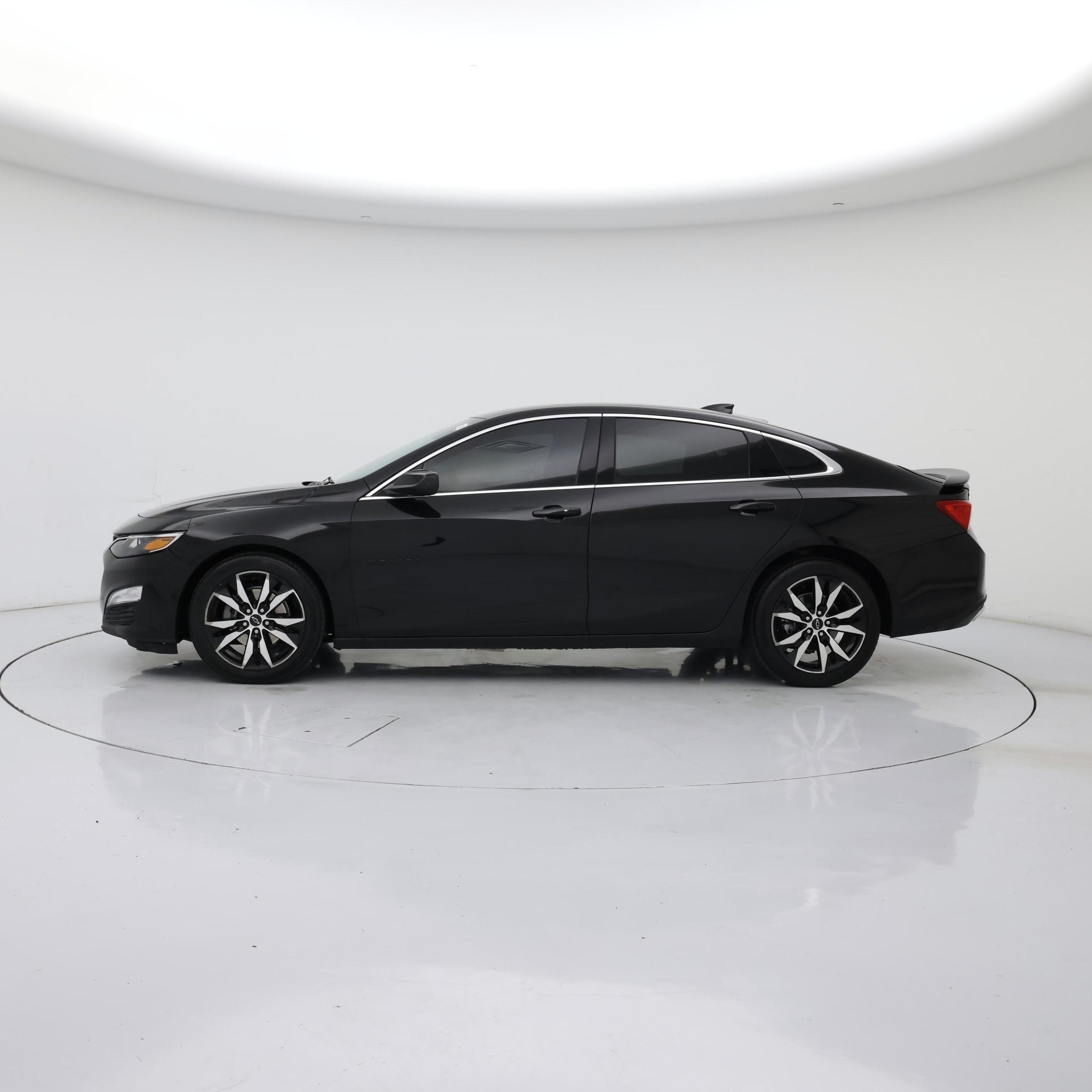 Thumbnail: 2024 Chevrolet Malibu - 3