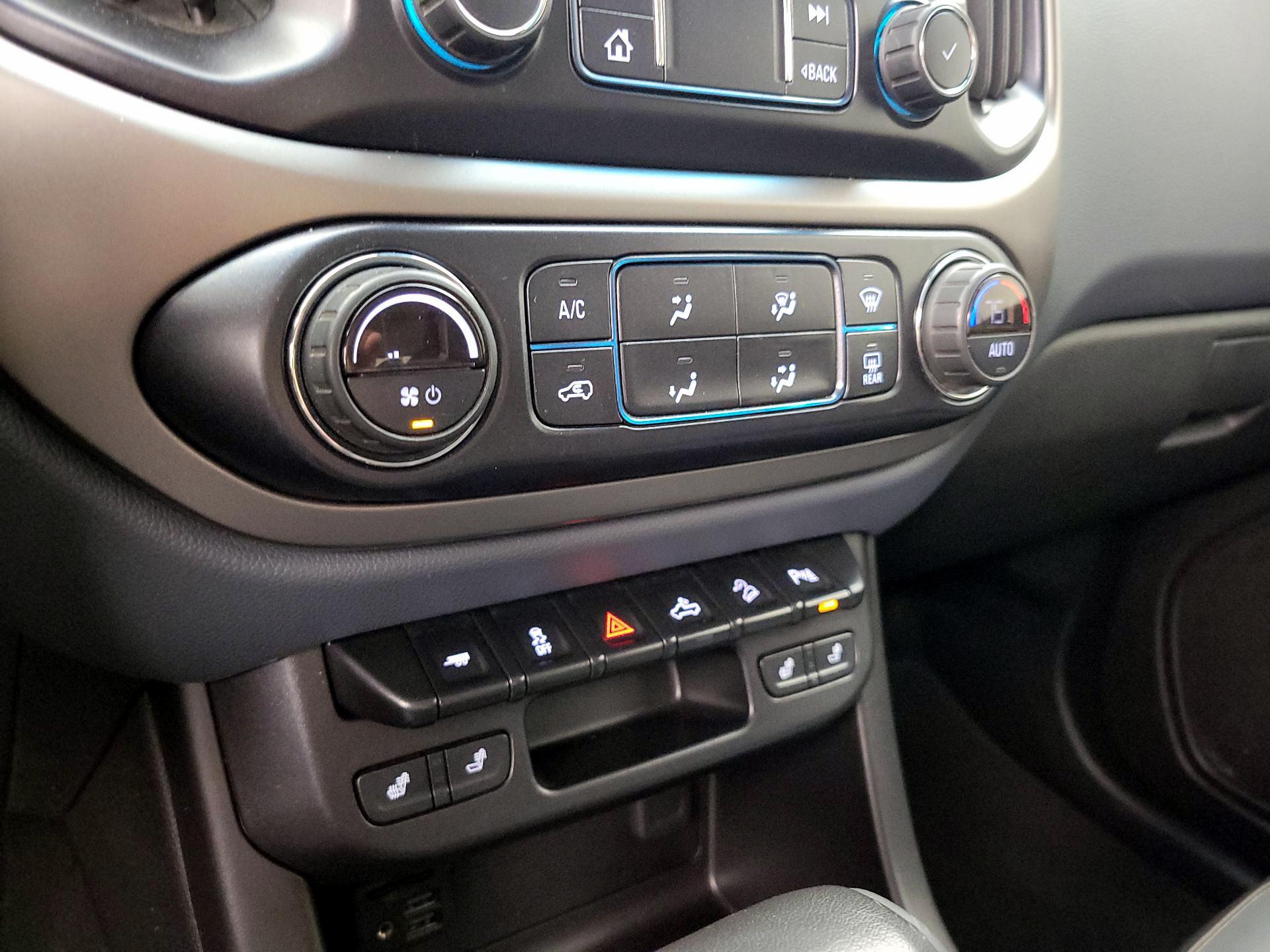 Thumbnail: 2021 Chevrolet Colorado - 17