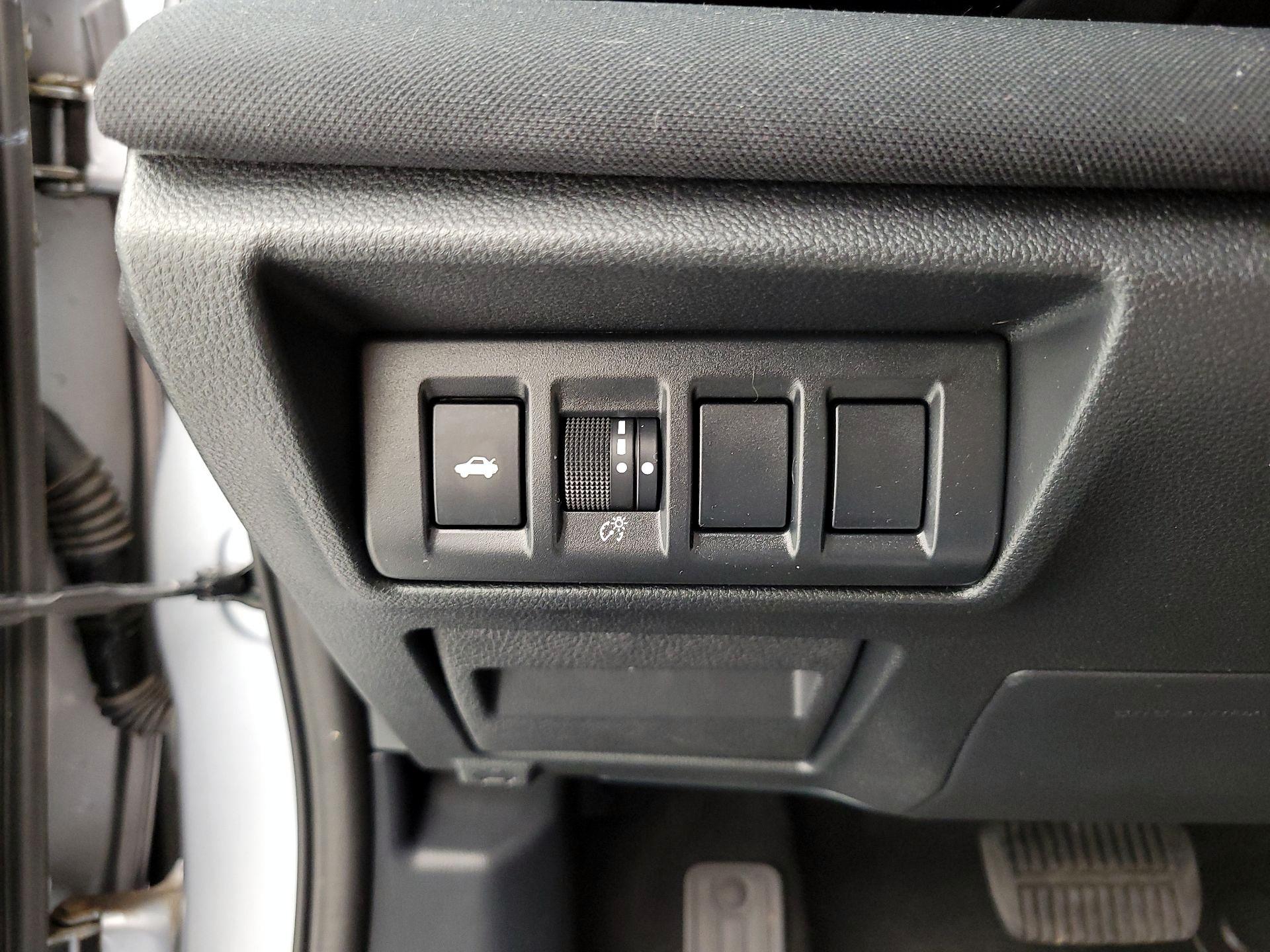 Thumbnail: 2025 Subaru Legacy - 13