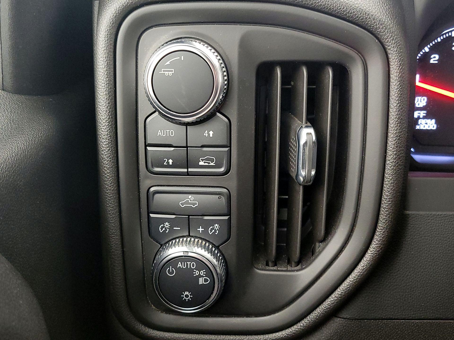 Thumbnail: 2024 GMC Sierra 1500 - 13