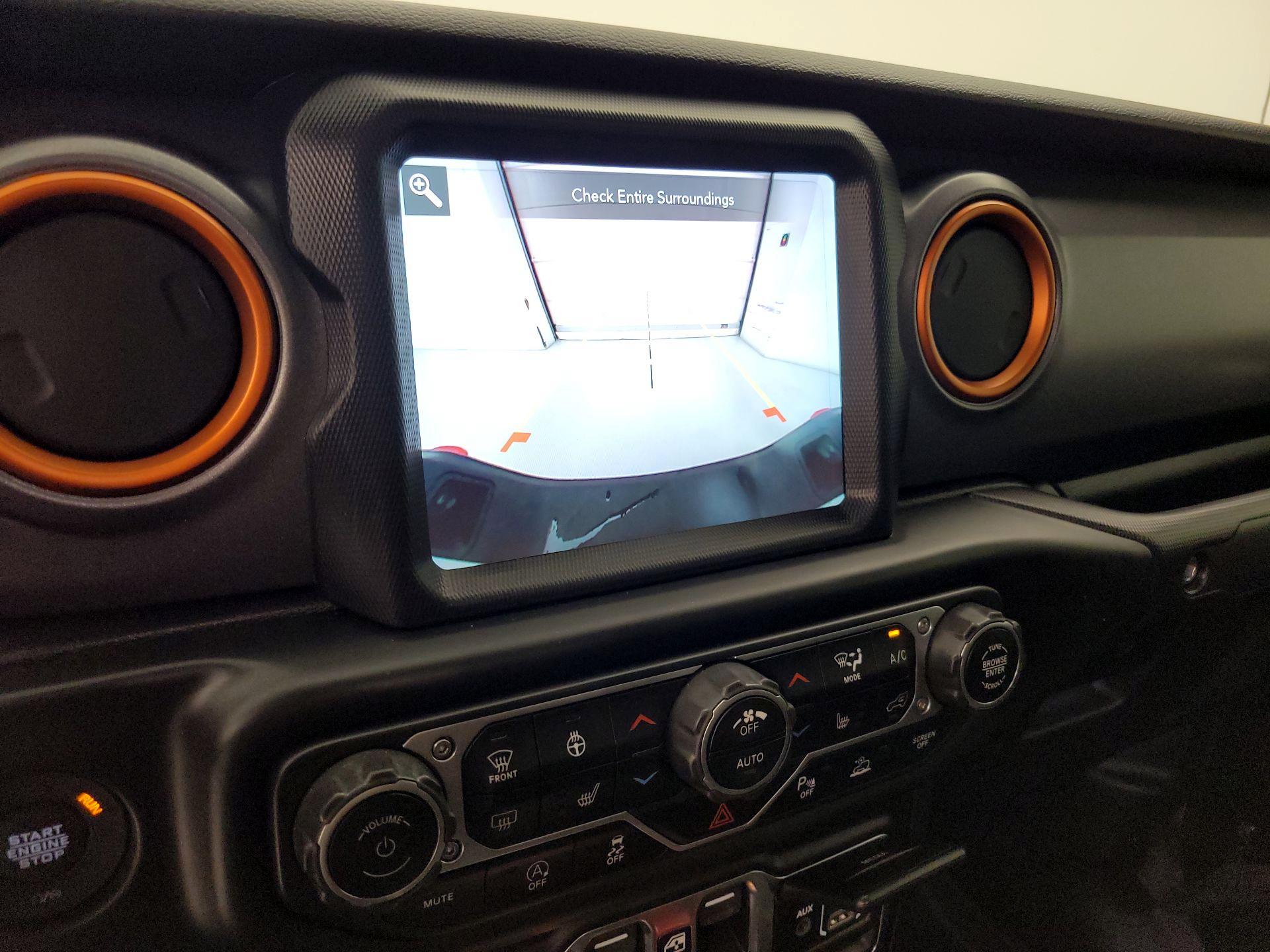 Thumbnail: 2021 Jeep Gladiator - 15