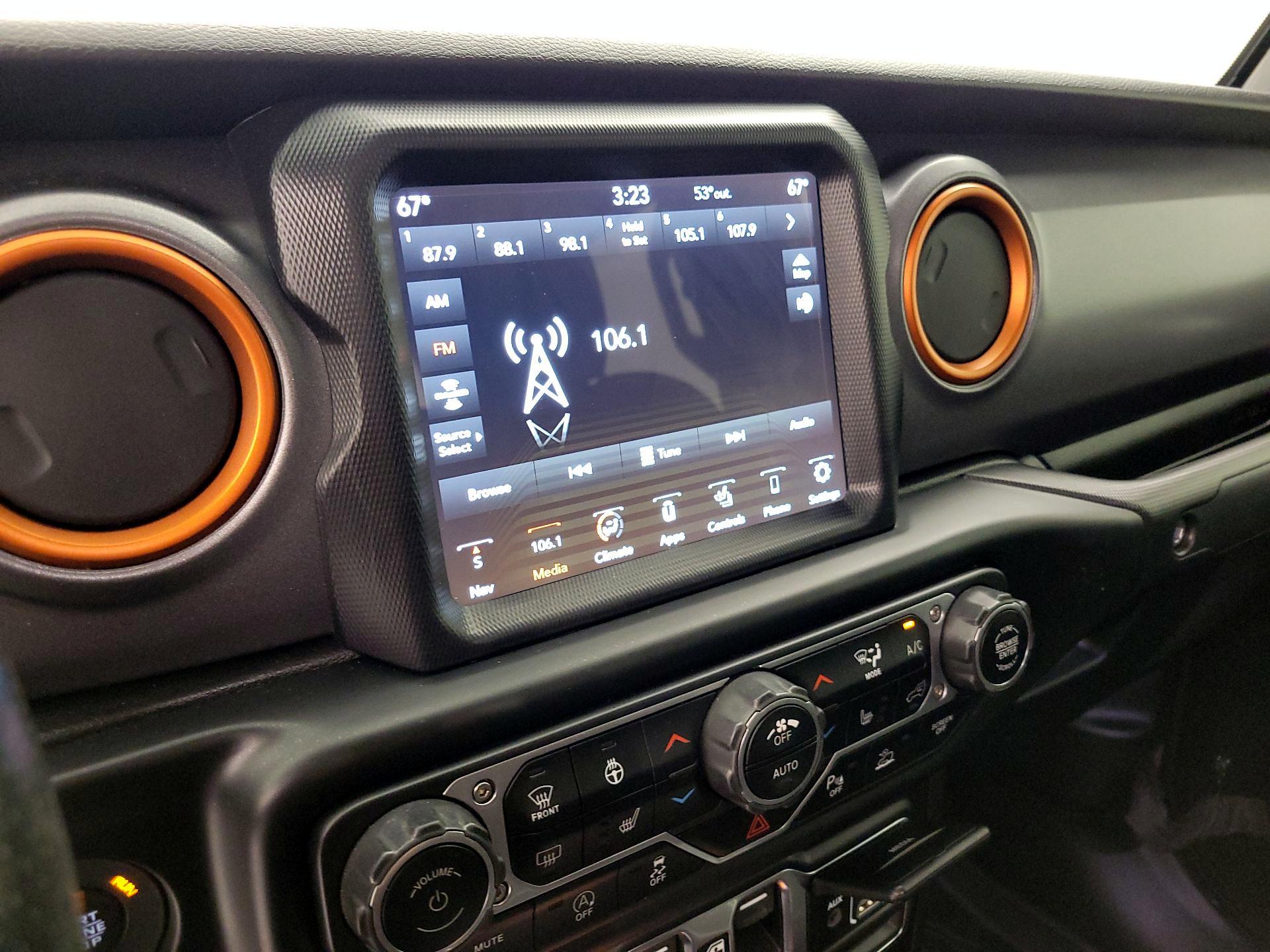 Thumbnail: 2021 Jeep Gladiator - 16