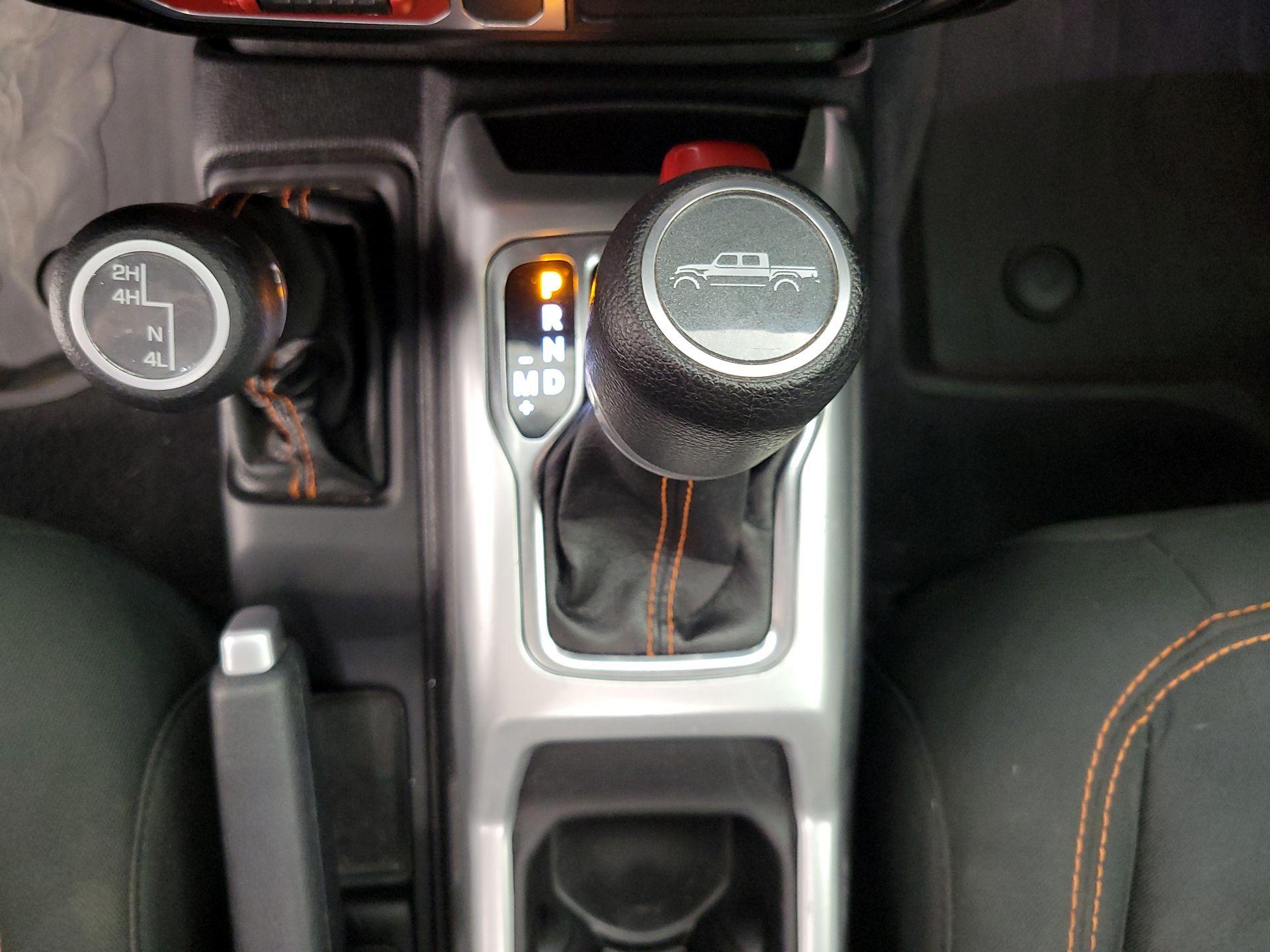 Thumbnail: 2021 Jeep Gladiator - 18