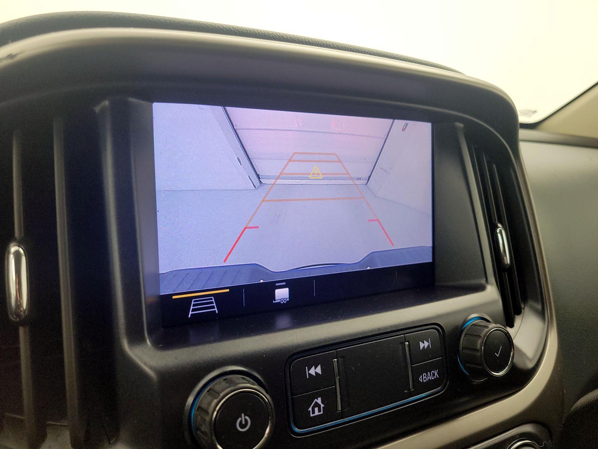 Thumbnail: 2022 Chevrolet Colorado - 14