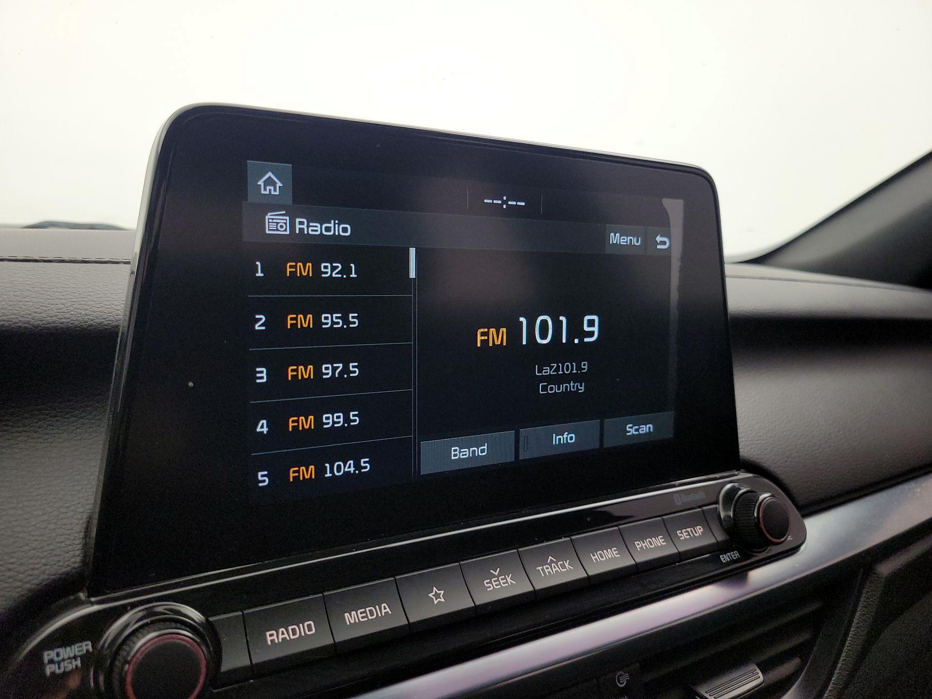 Thumbnail: 2020 Kia Forte - 15