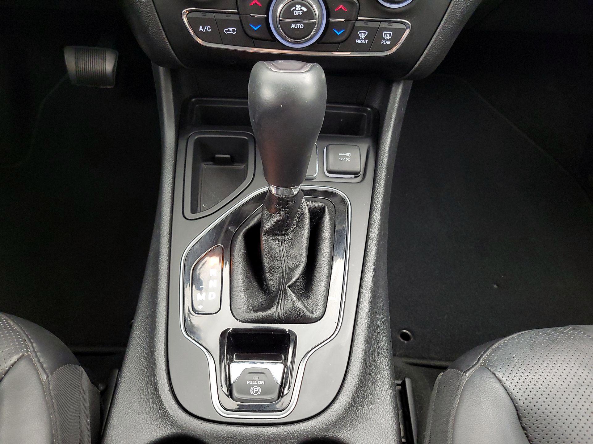 Thumbnail: 2020 Jeep Cherokee - 18