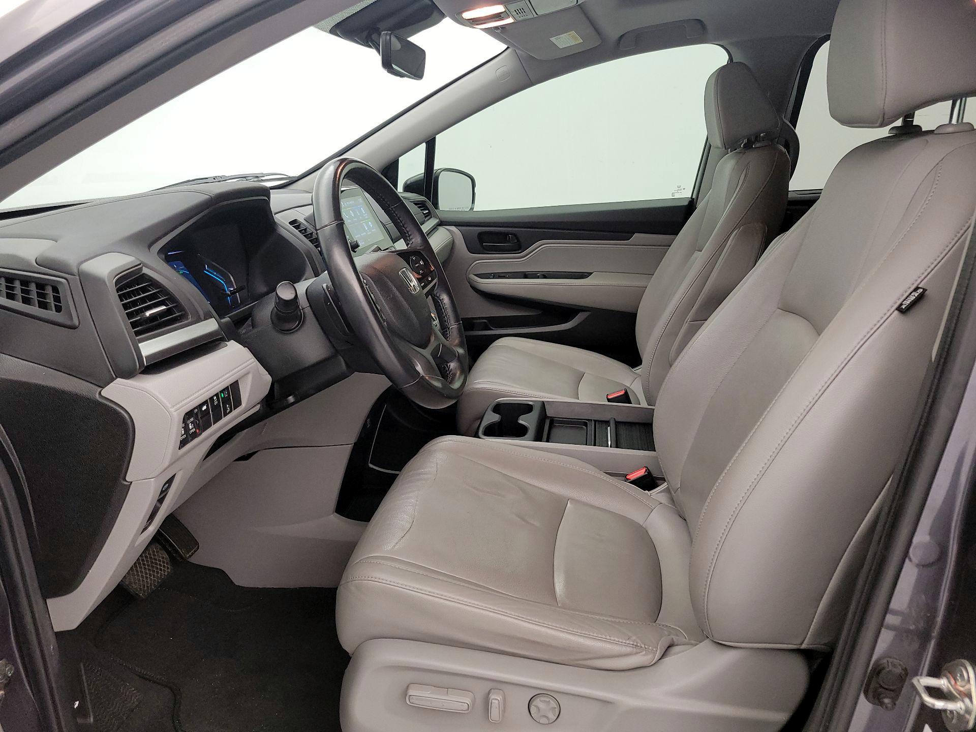 Thumbnail: 2019 Honda Odyssey - 11